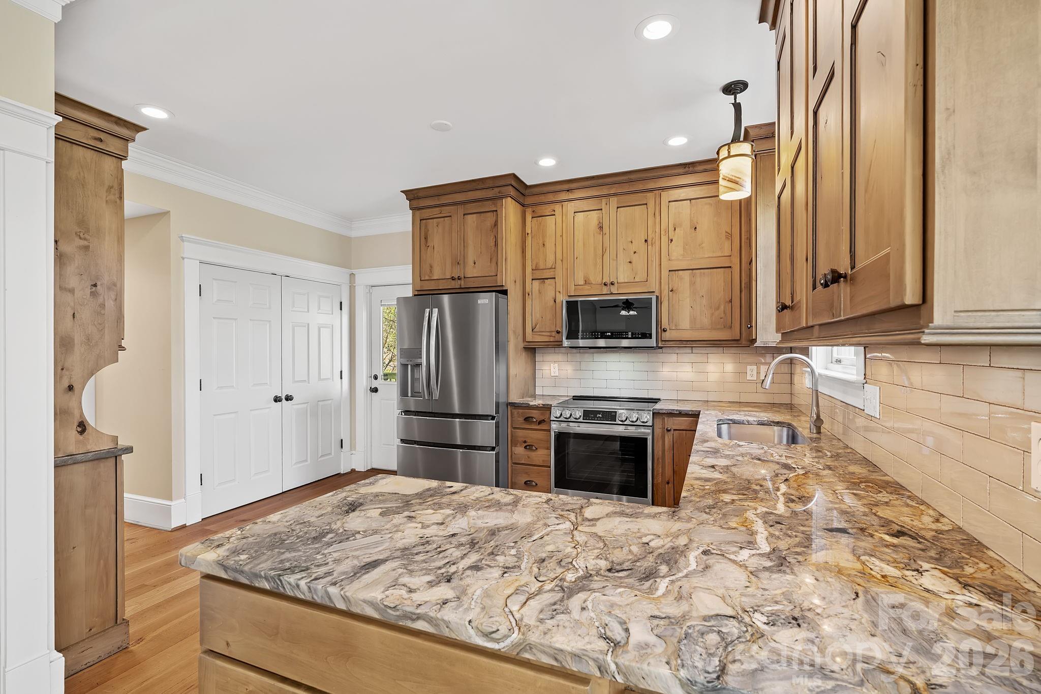 22 Lone Coyote Ridge — Fletcher
