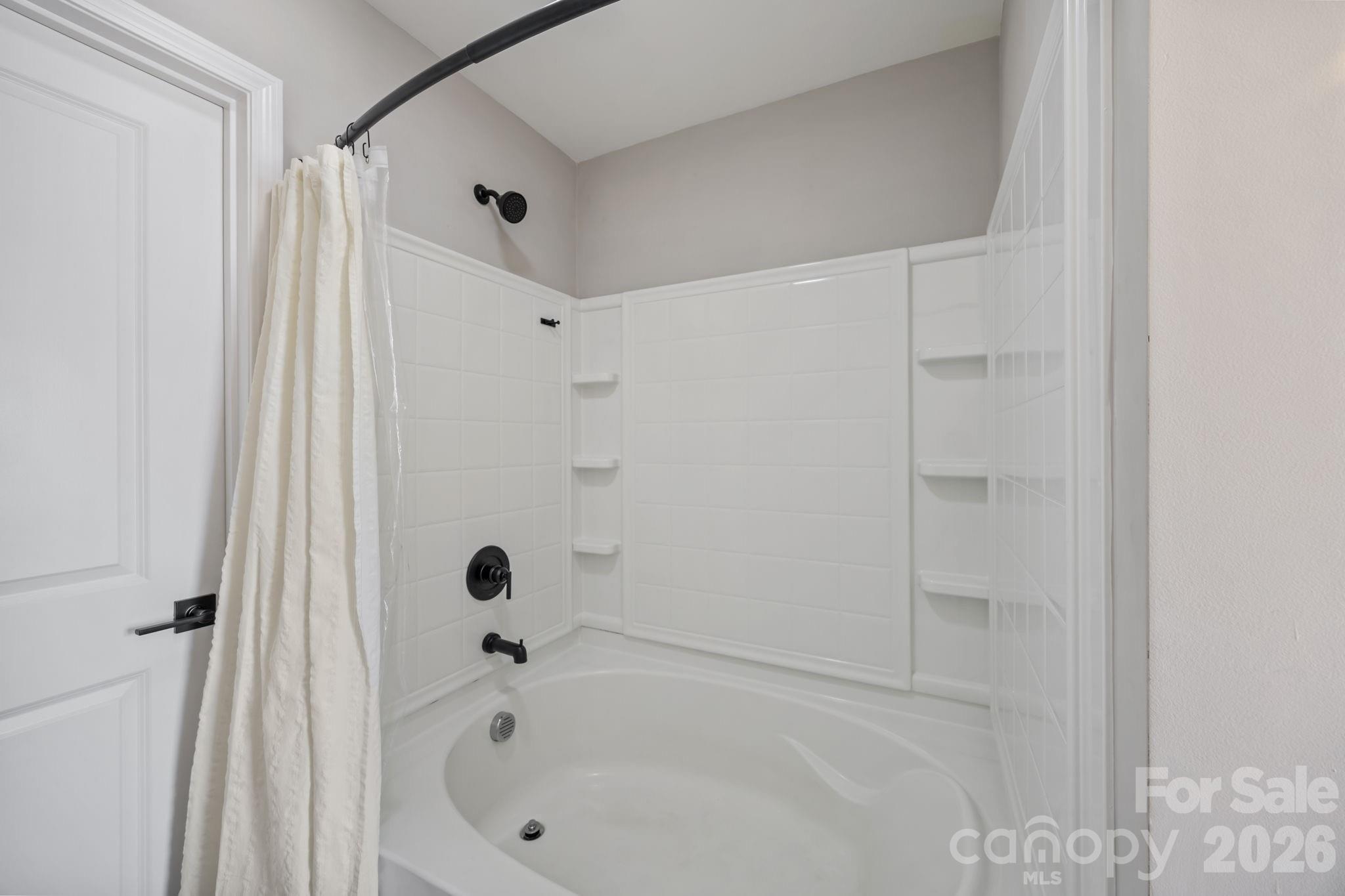 122 Slalom Street — Statesville