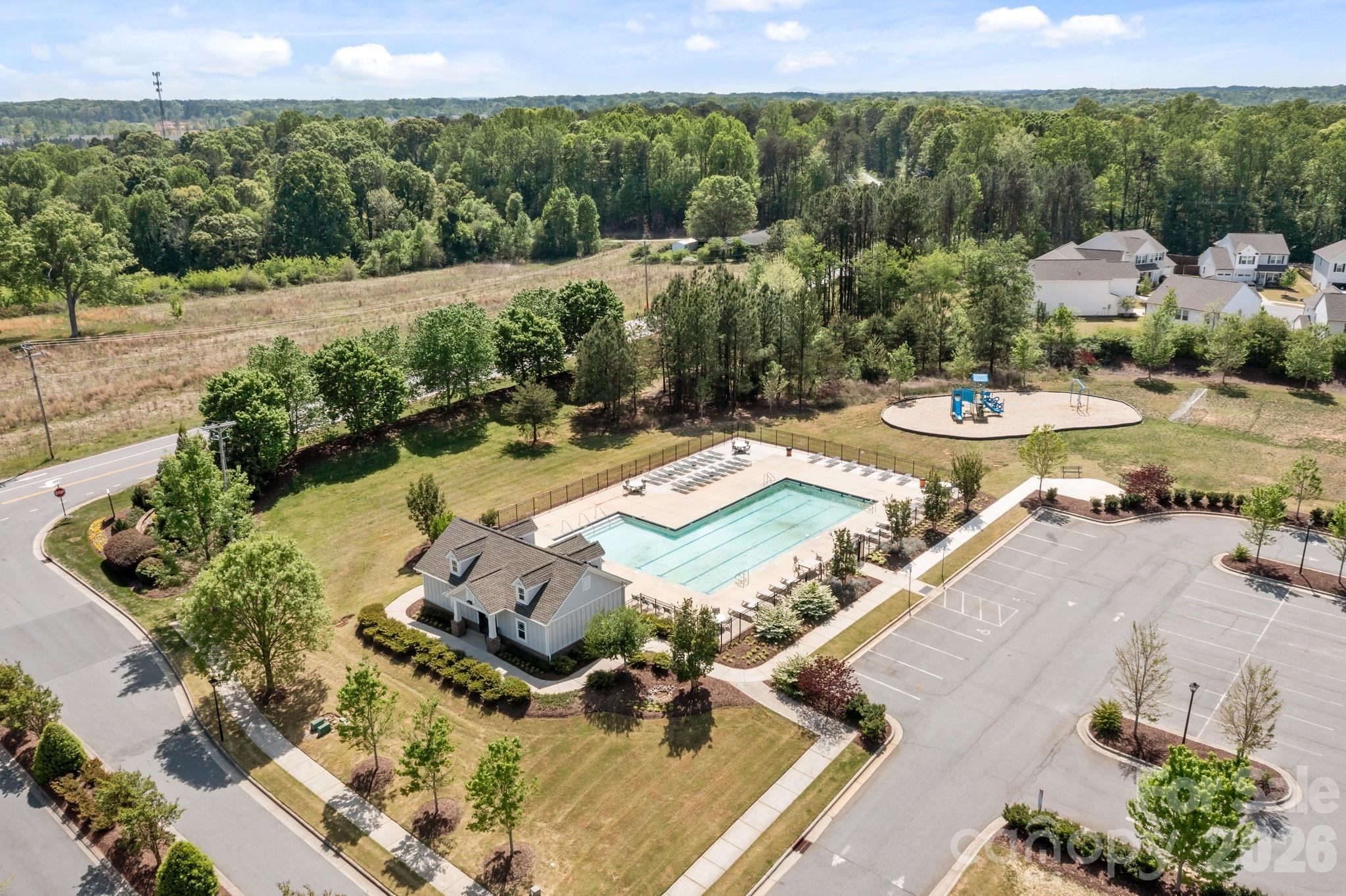 122 Slalom Street — Statesville