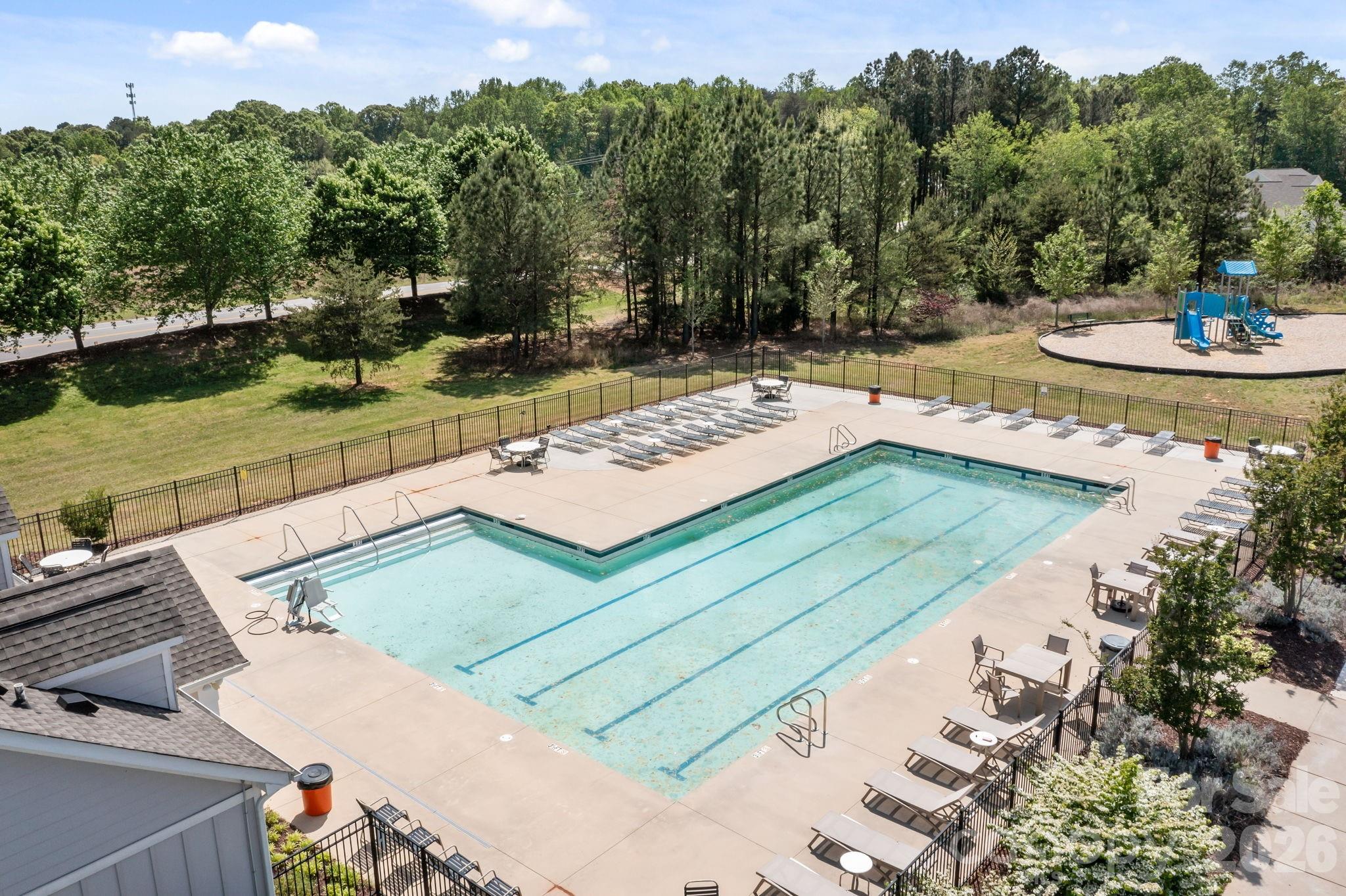 122 Slalom Street — Statesville