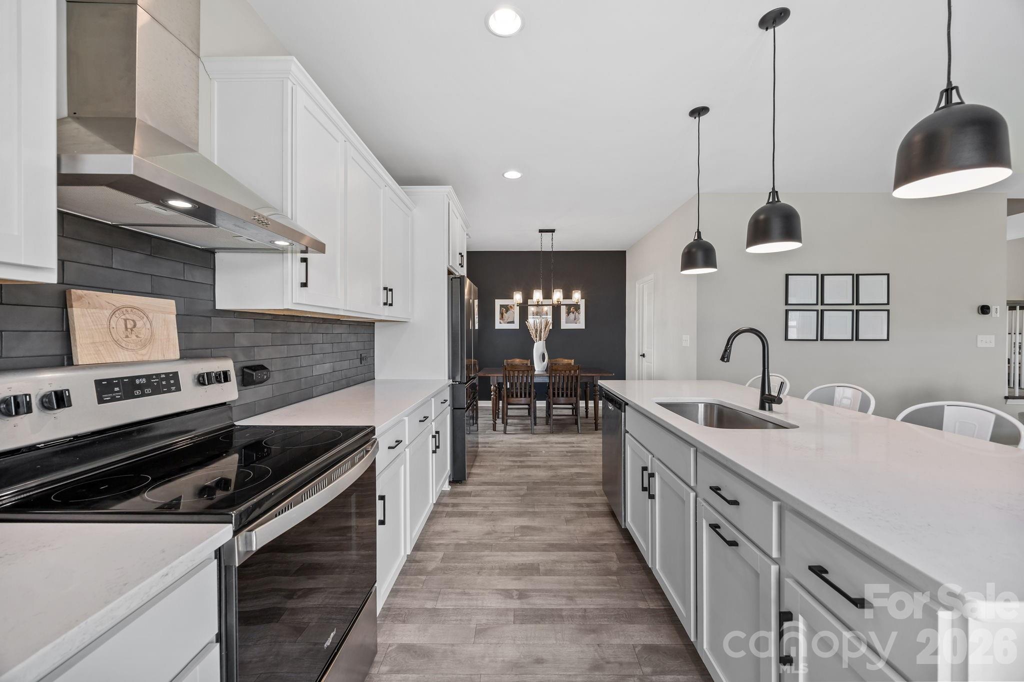 122 Slalom Street — Statesville