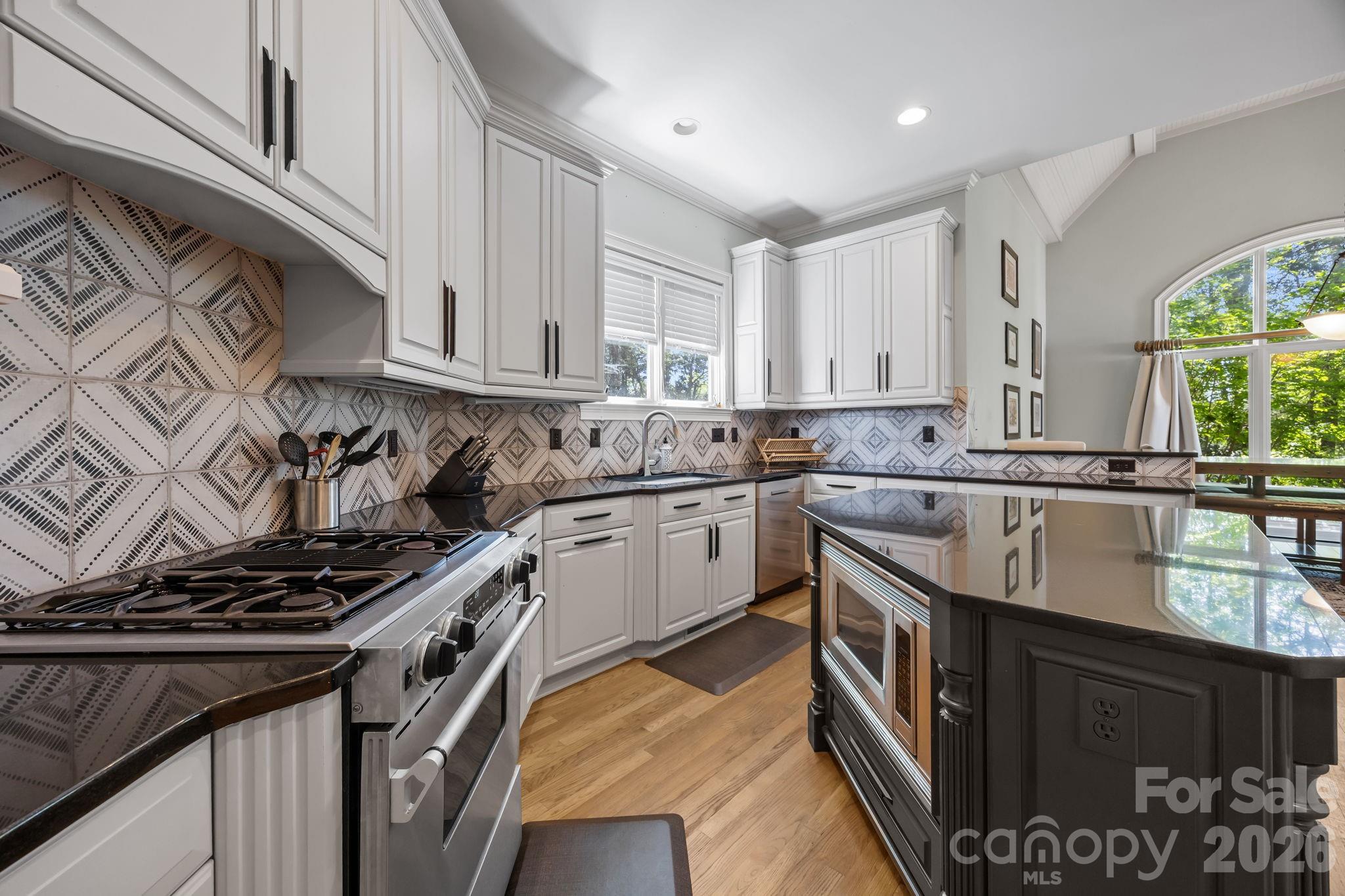 11123 Pound Hill Lane — Charlotte