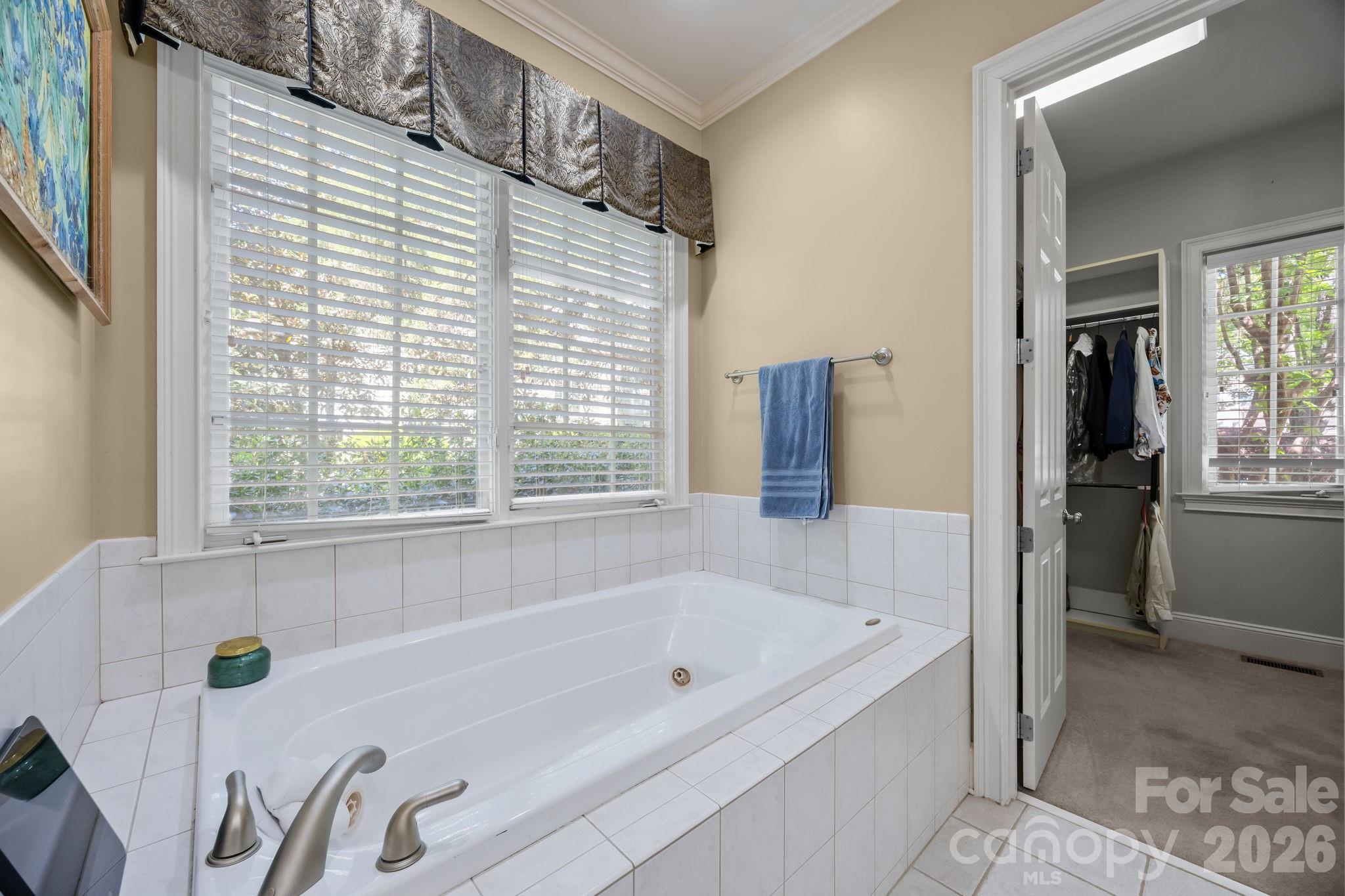 11123 Pound Hill Lane — Charlotte