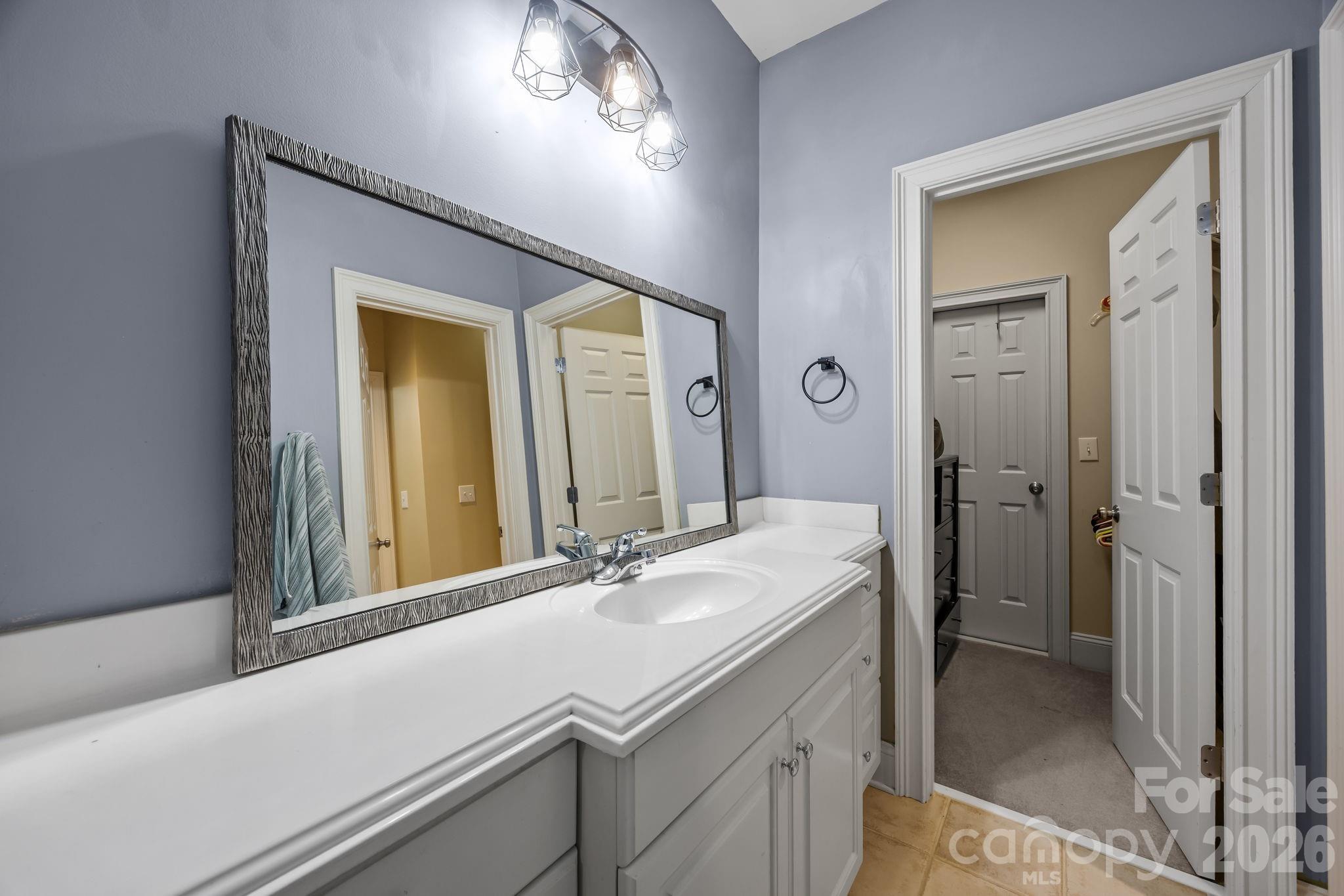 11123 Pound Hill Lane — Charlotte