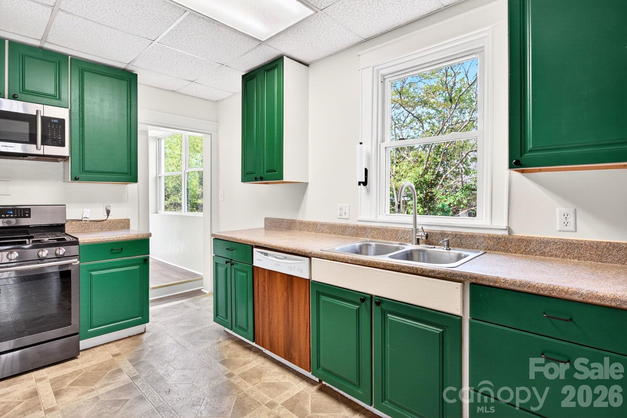 55 Walton Street — Asheville