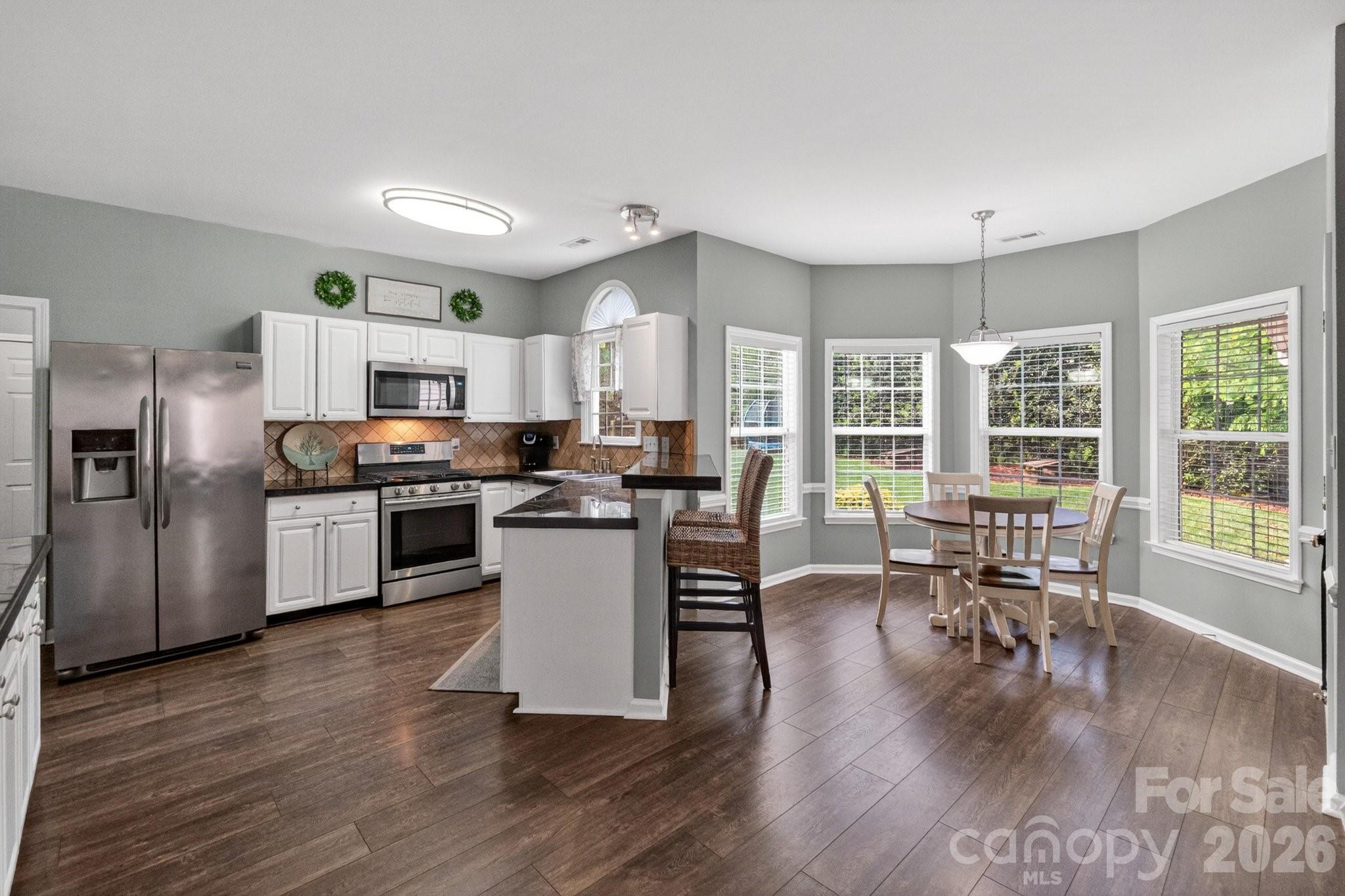 8921 Glade Court — Huntersville