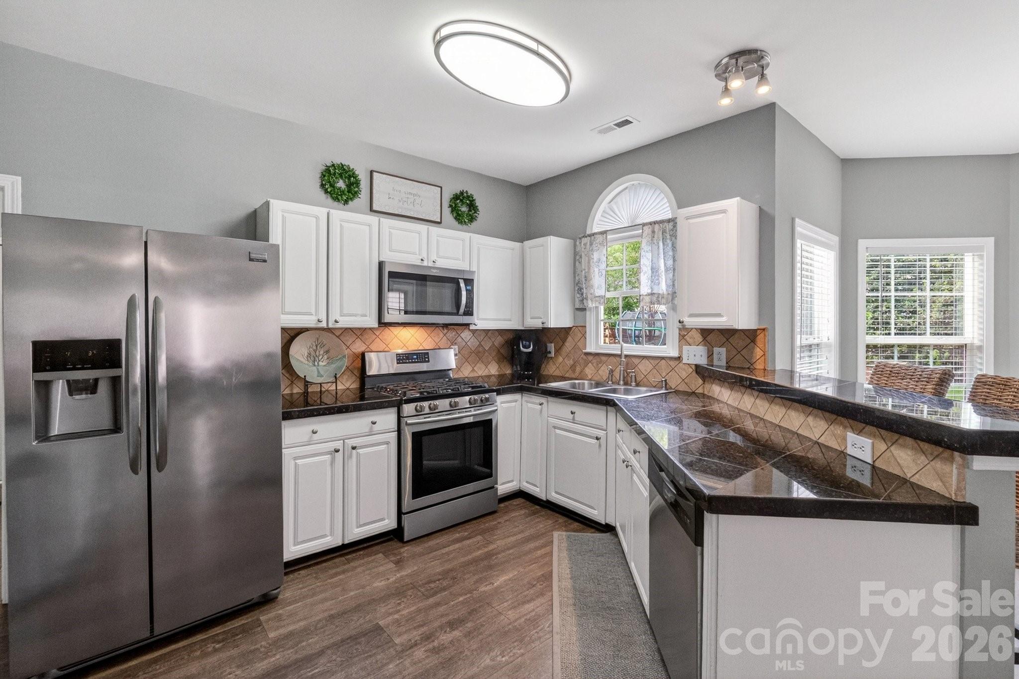 8921 Glade Court — Huntersville
