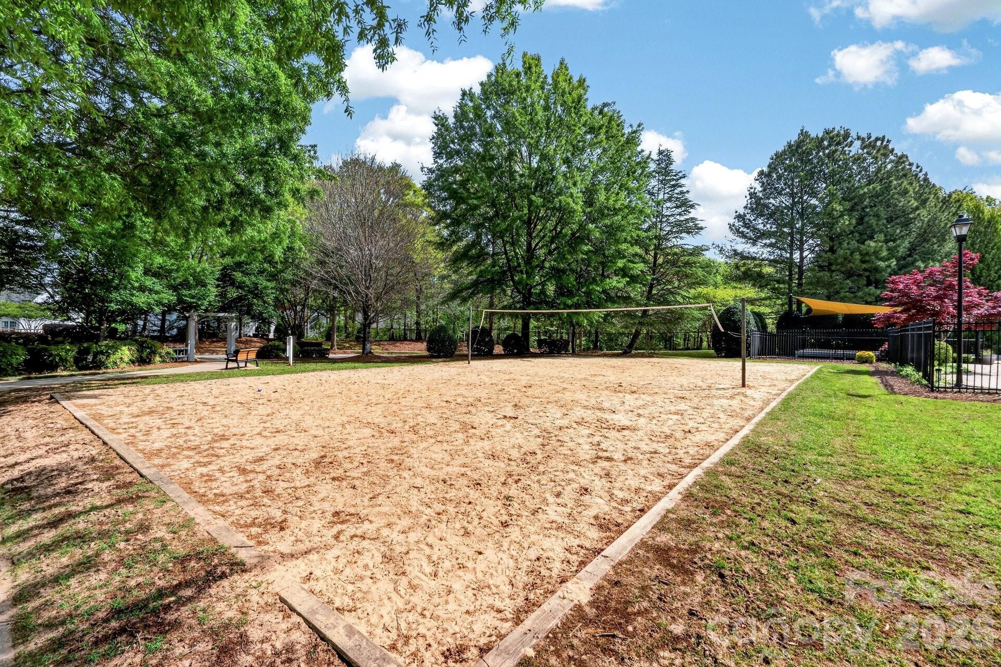8921 Glade Court — Huntersville