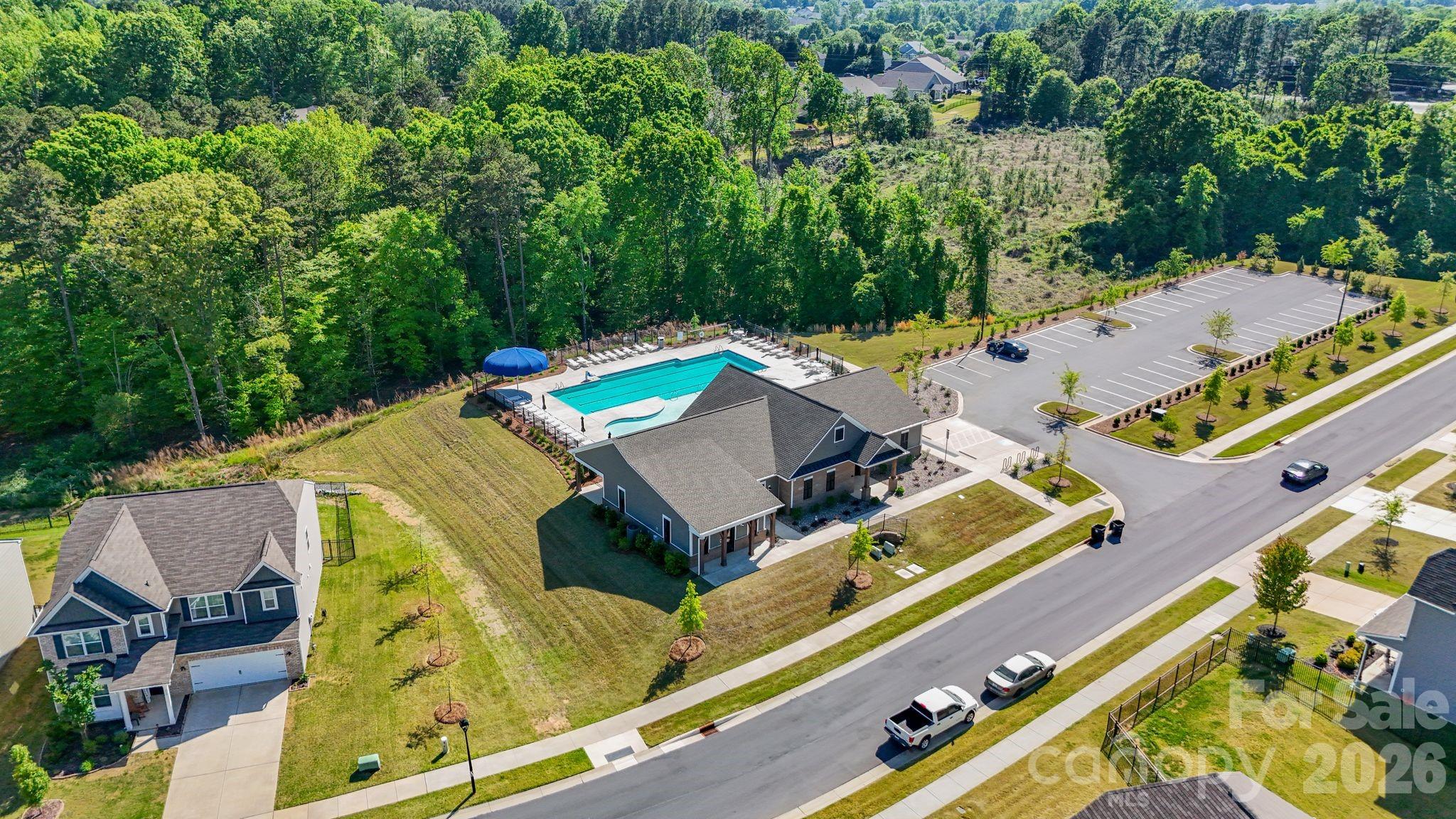 138 Dubois Drive — Mooresville