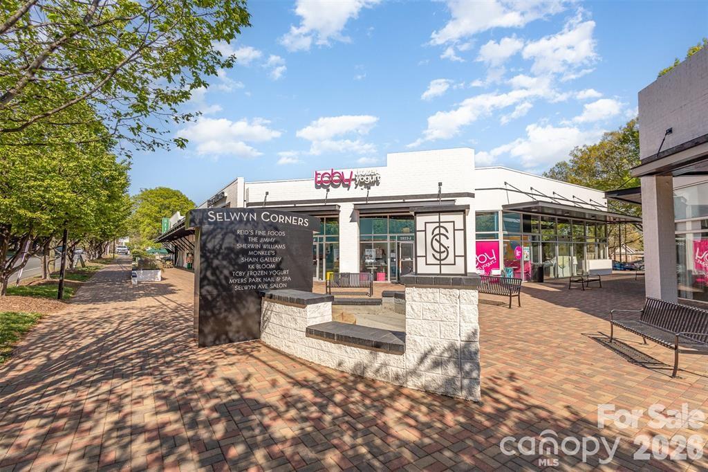 2990 Selwyn Avenue — Charlotte