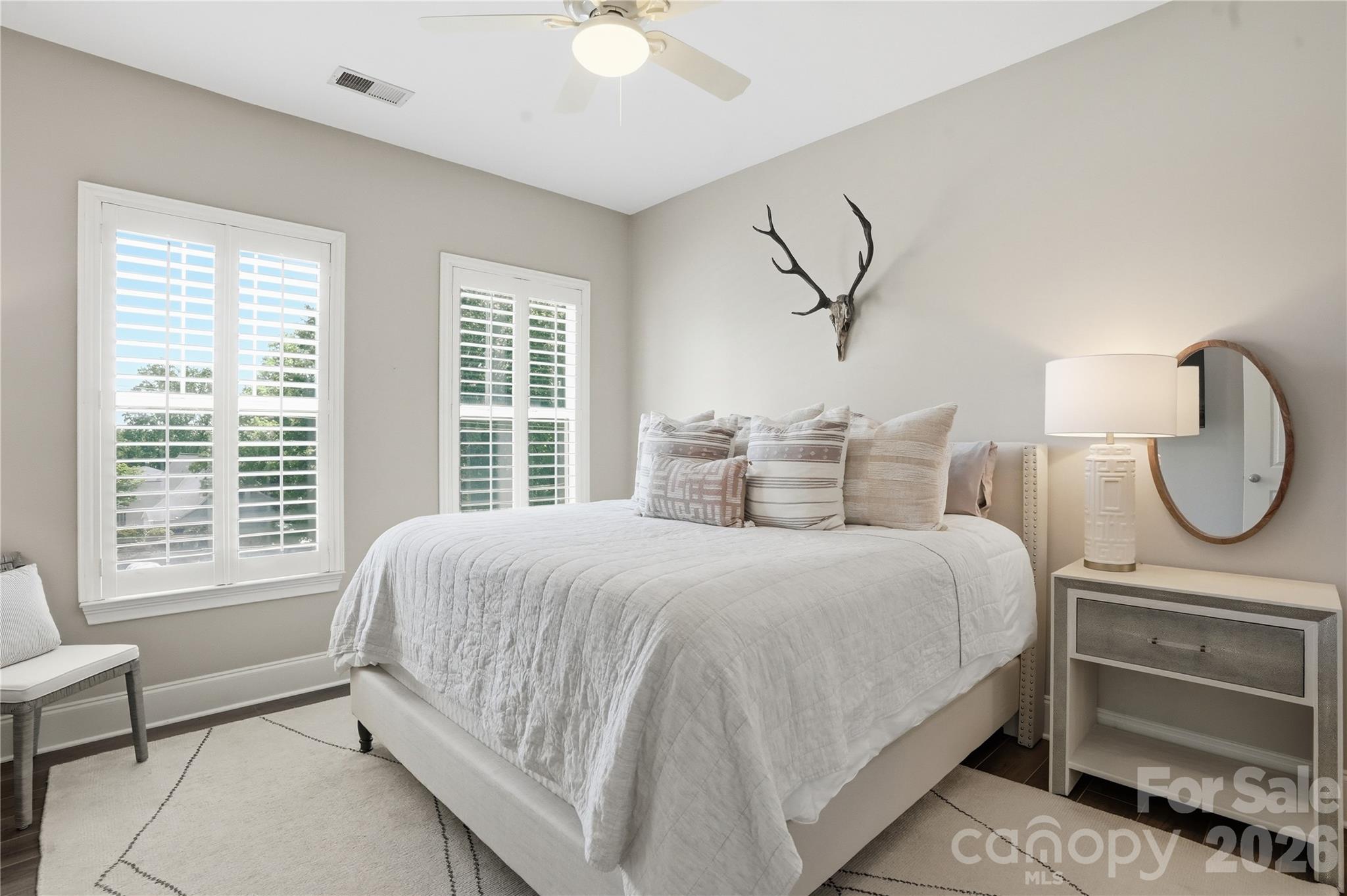 2990 Selwyn Avenue — Charlotte