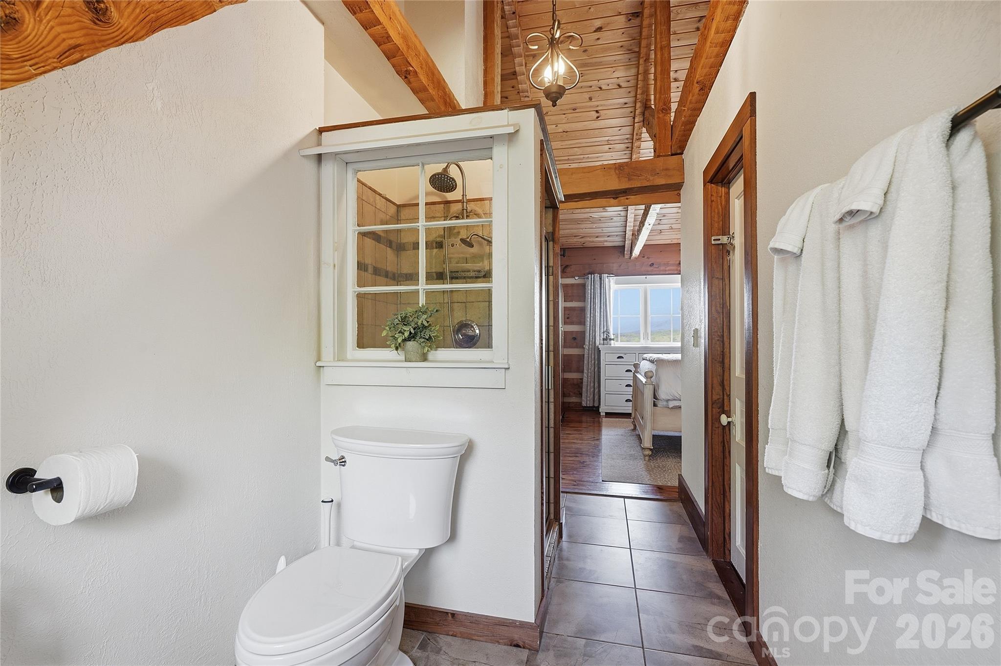 723 N Highland Road — Mill Spring