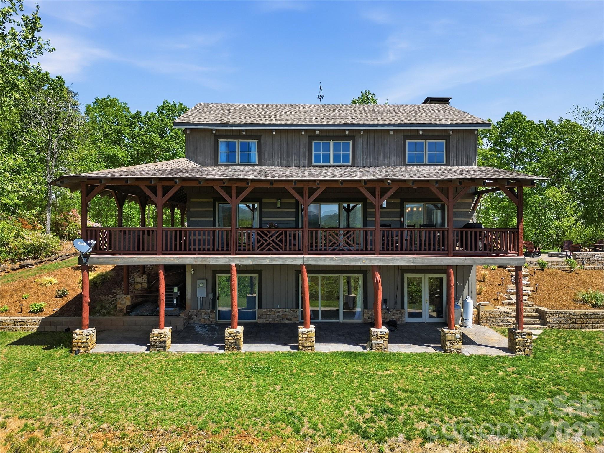 723 N Highland Road — Mill Spring
