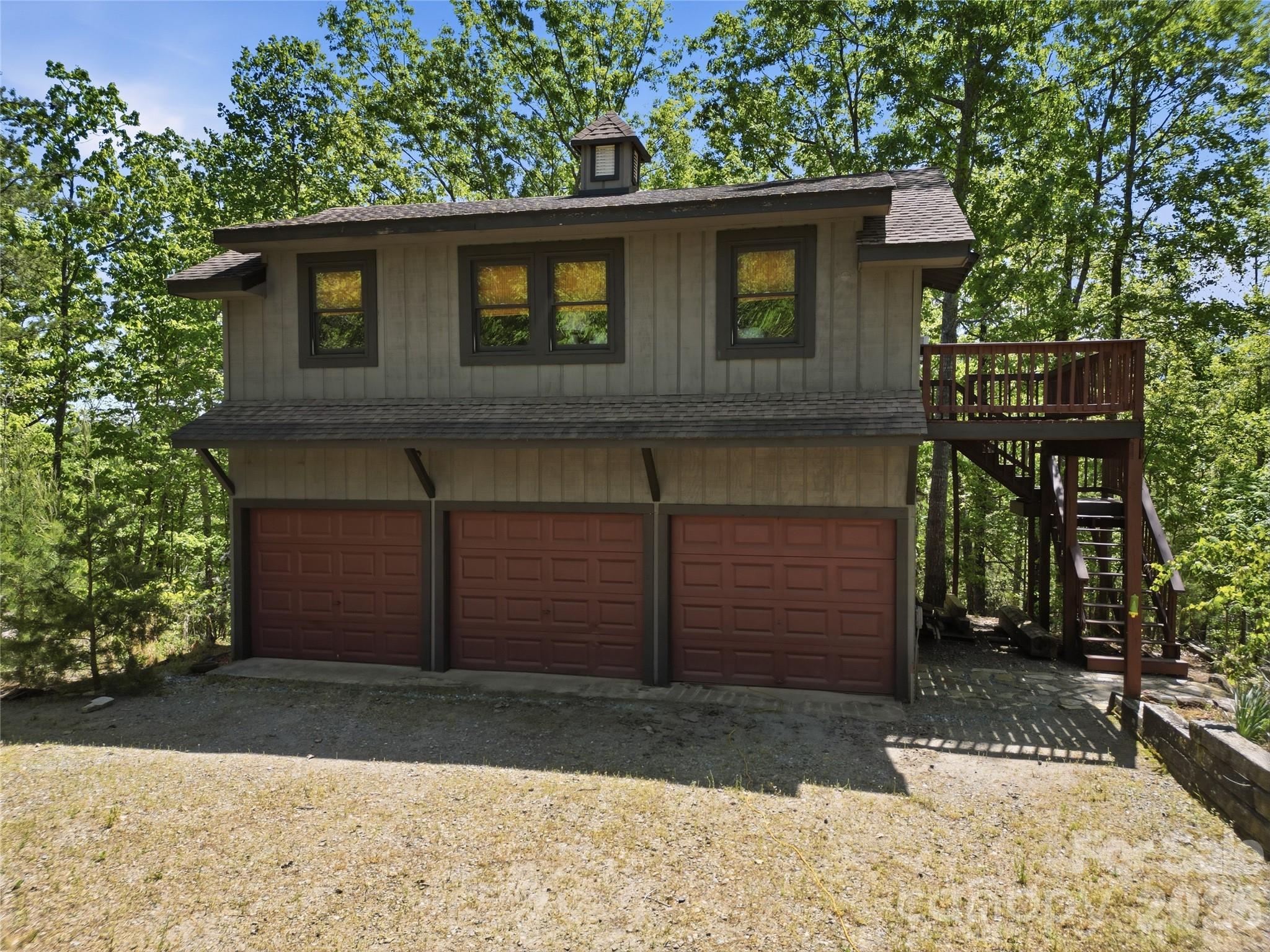 723 N Highland Road — Mill Spring