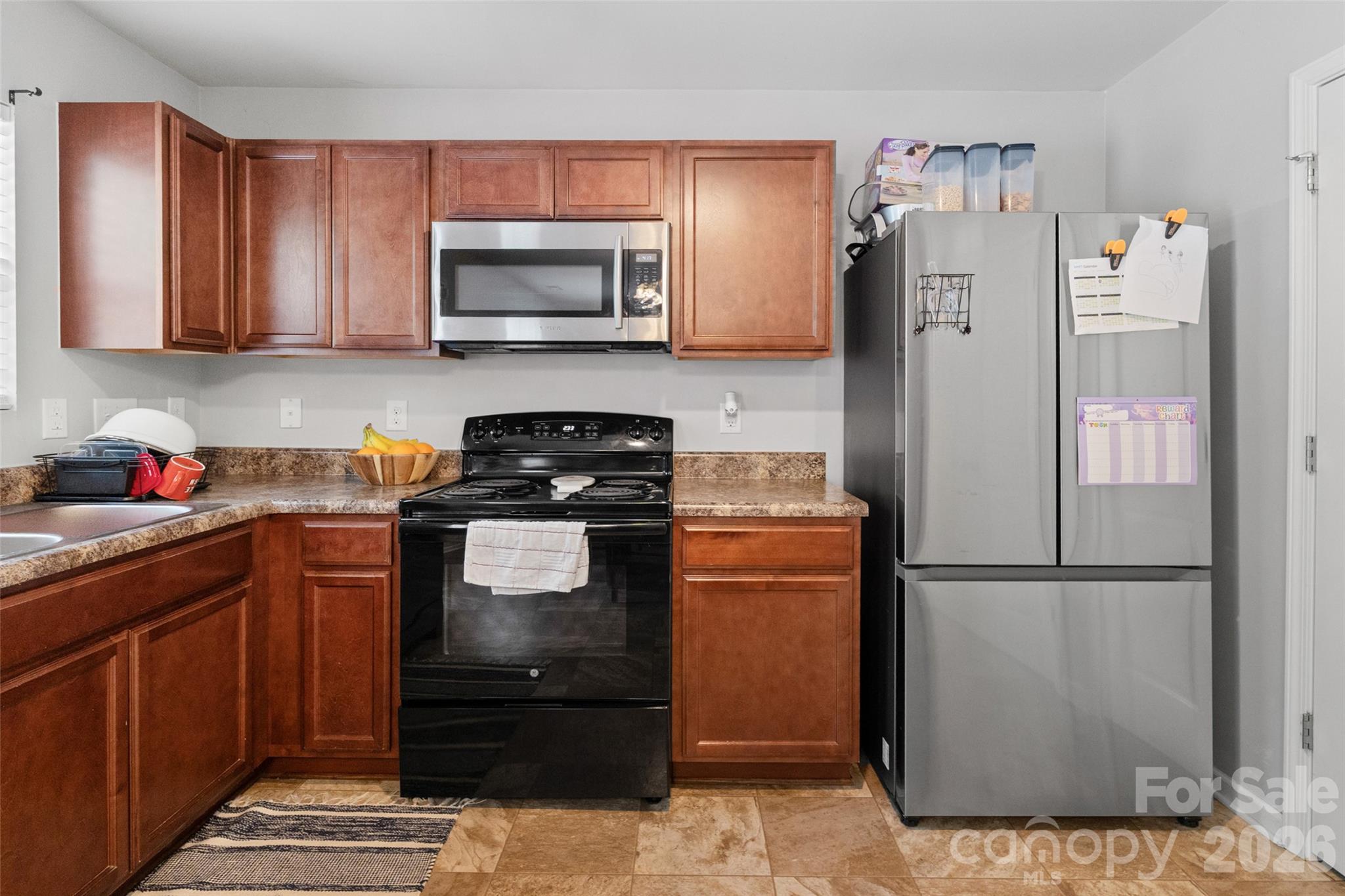2046 E Park Drive — Lancaster