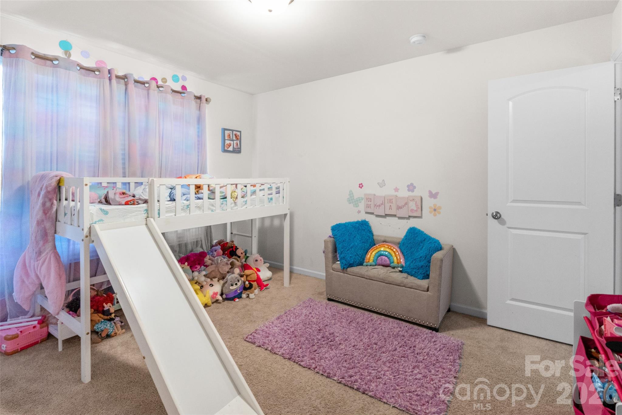 2046 E Park Drive — Lancaster
