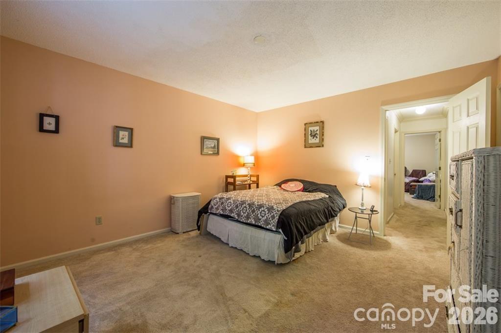 44 Sagebrush Circle — Etowah