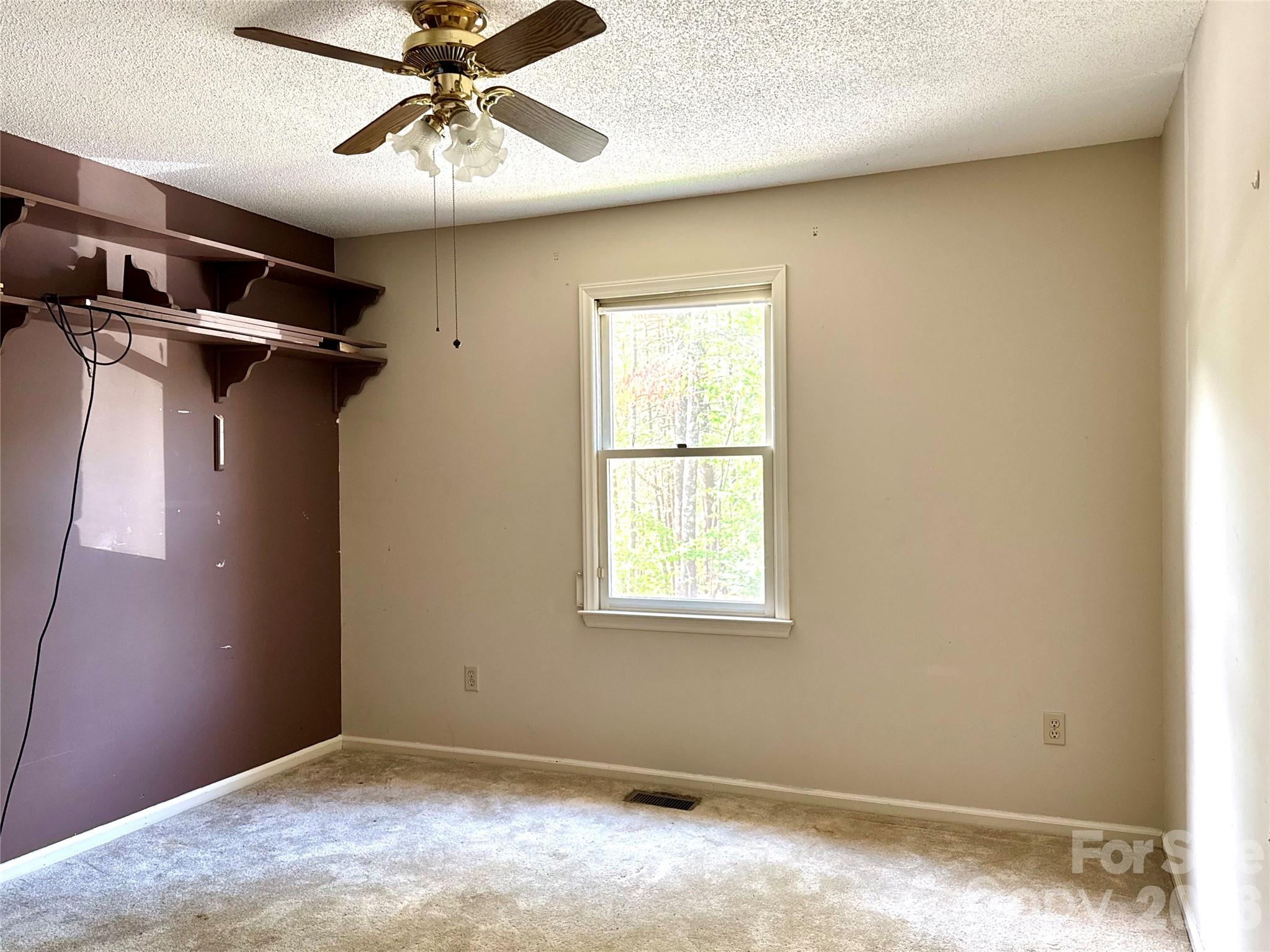 44 Sagebrush Circle — Etowah