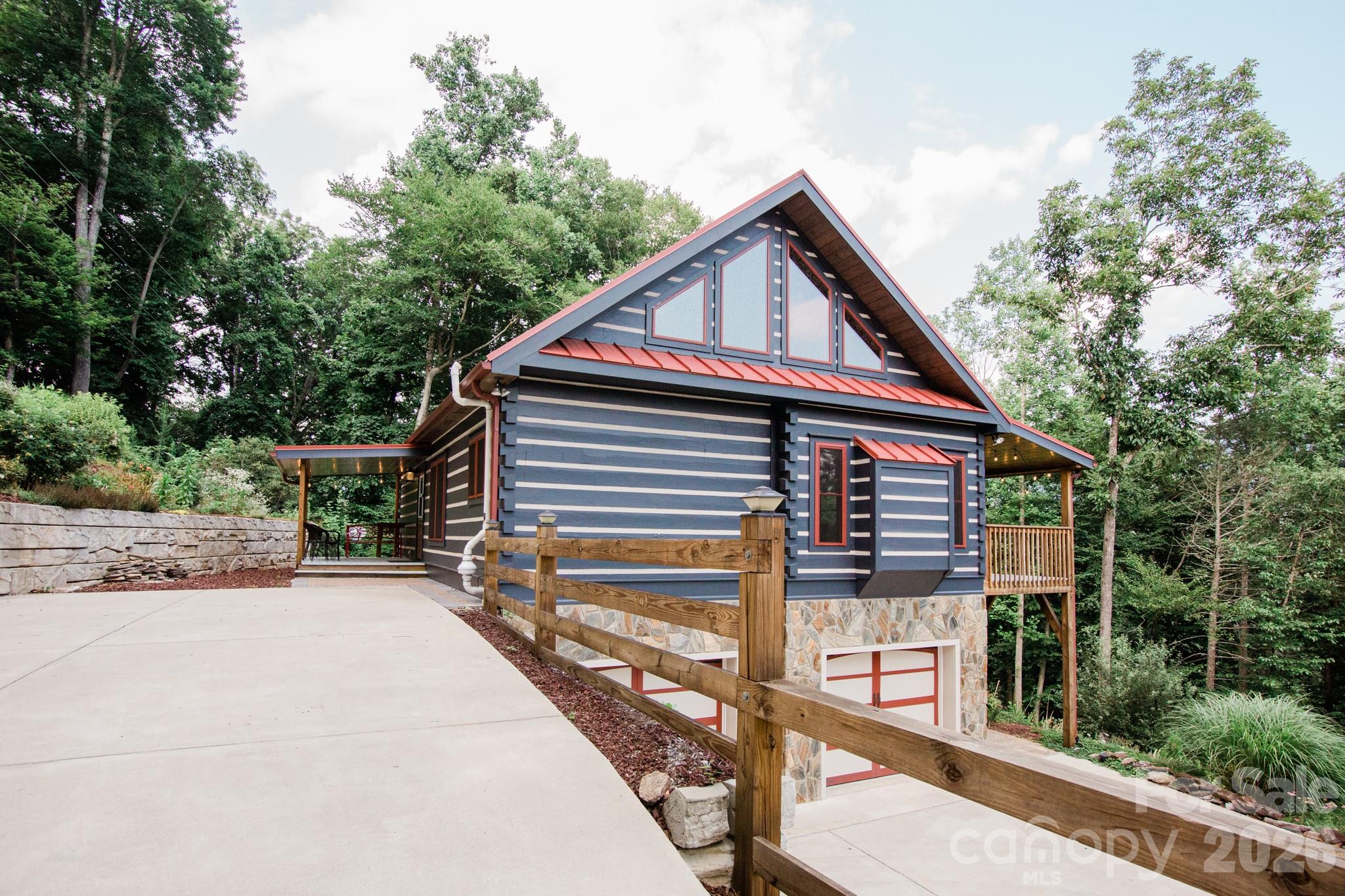 11 Sugar Maple Drive — Black Mountain