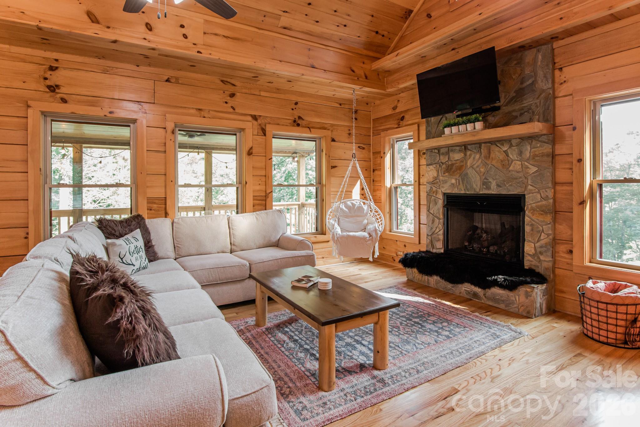 11 Sugar Maple Drive — Black Mountain