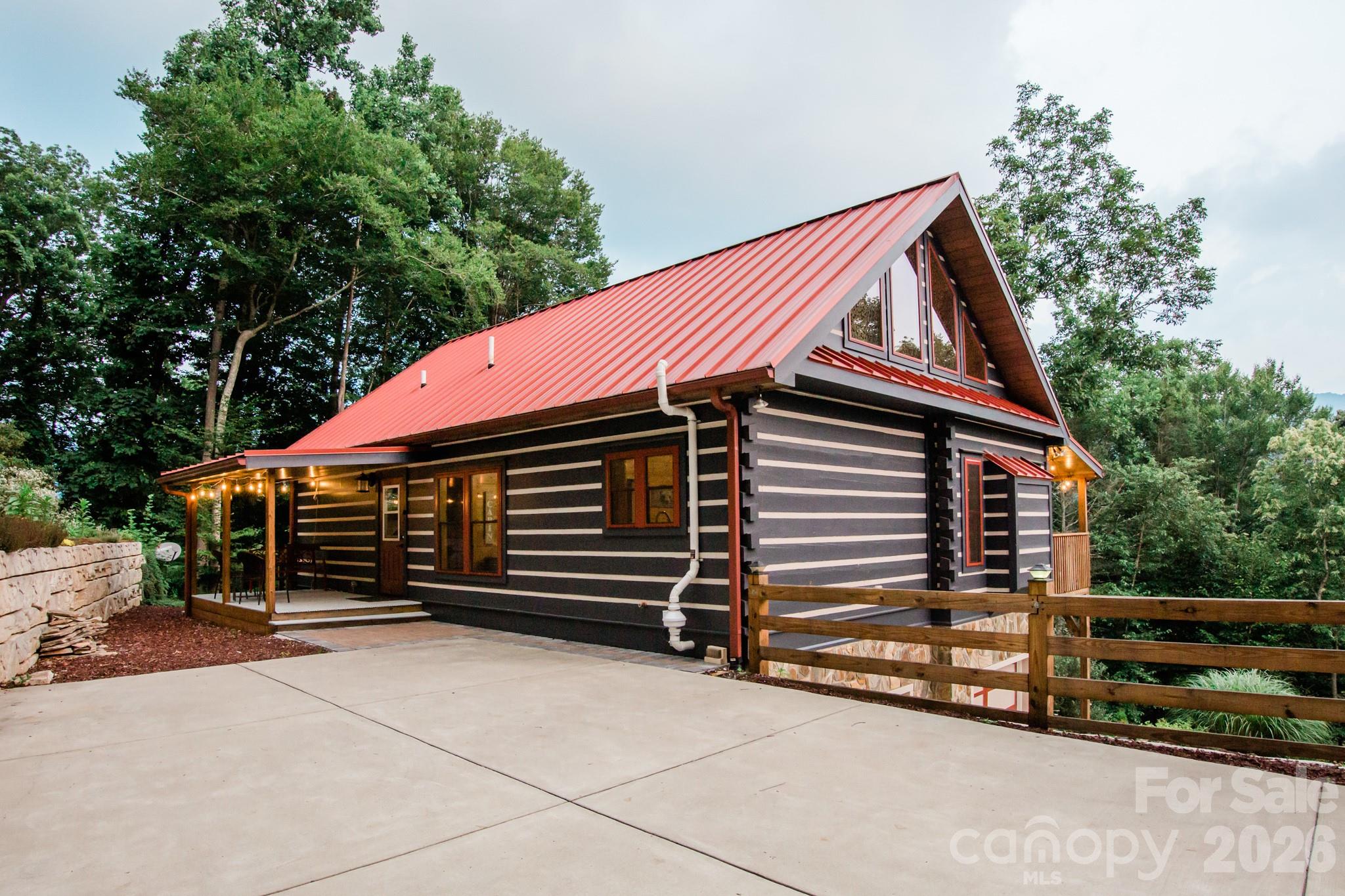 11 Sugar Maple Drive — Black Mountain