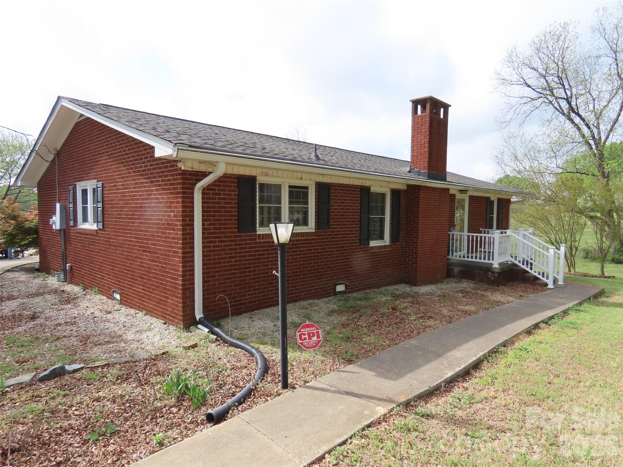 2724 Lucy Short Cut Road — Marshville