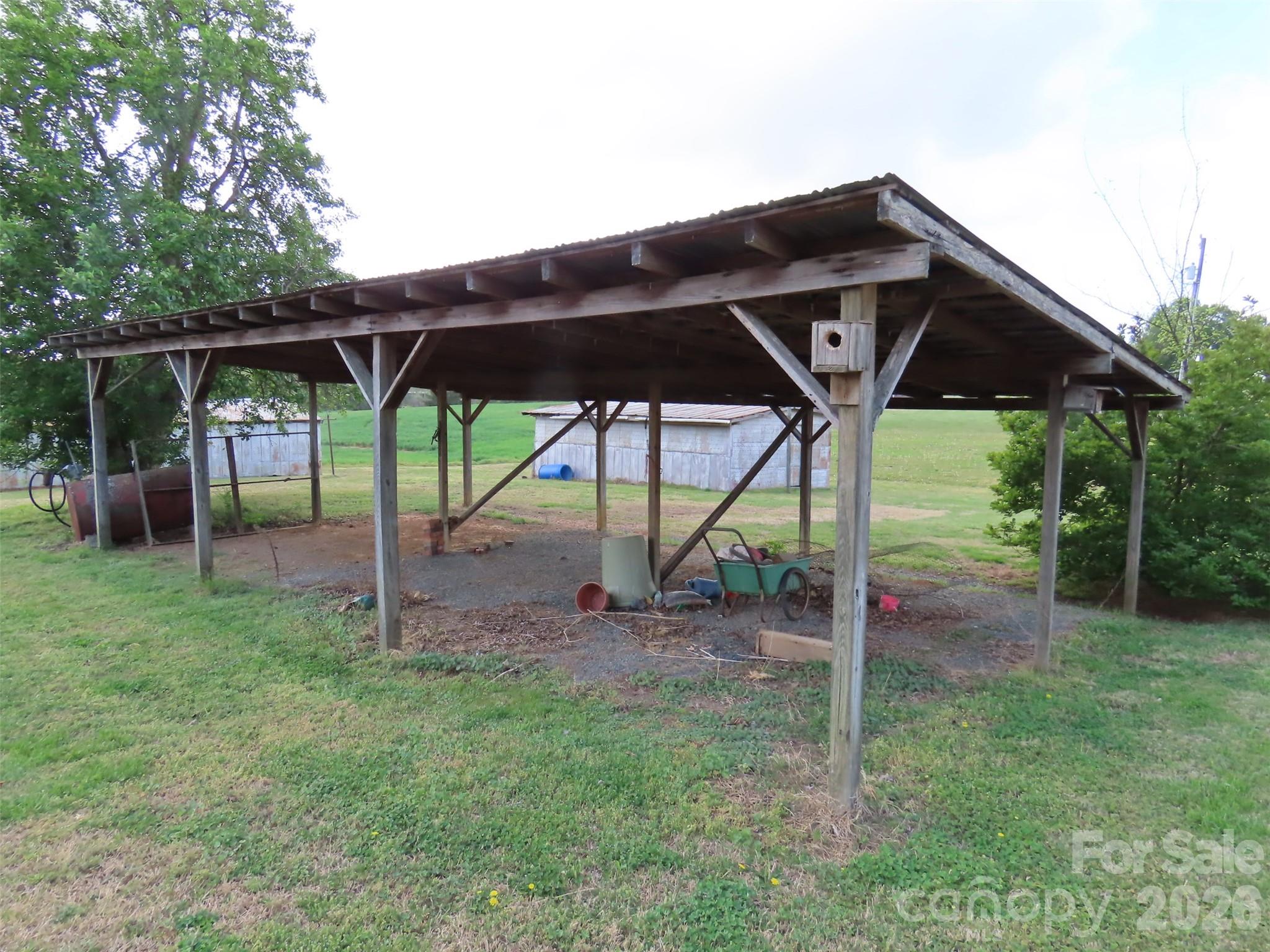 2724 Lucy Short Cut Road — Marshville