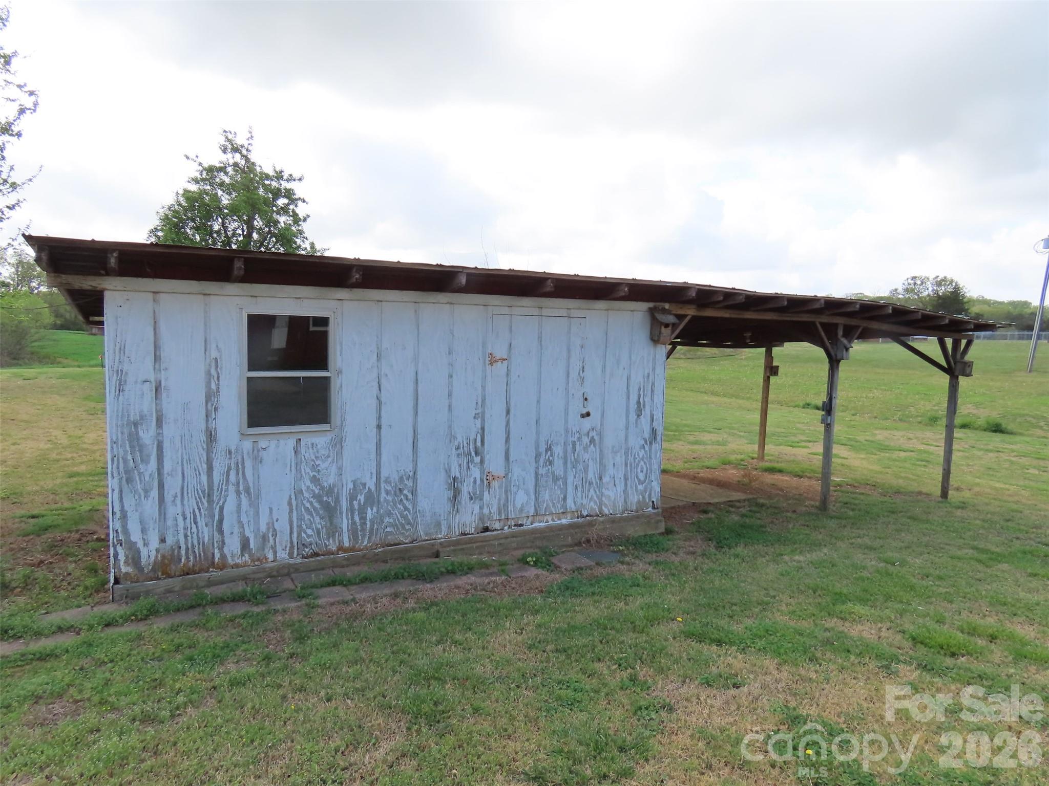 2724 Lucy Short Cut Road — Marshville