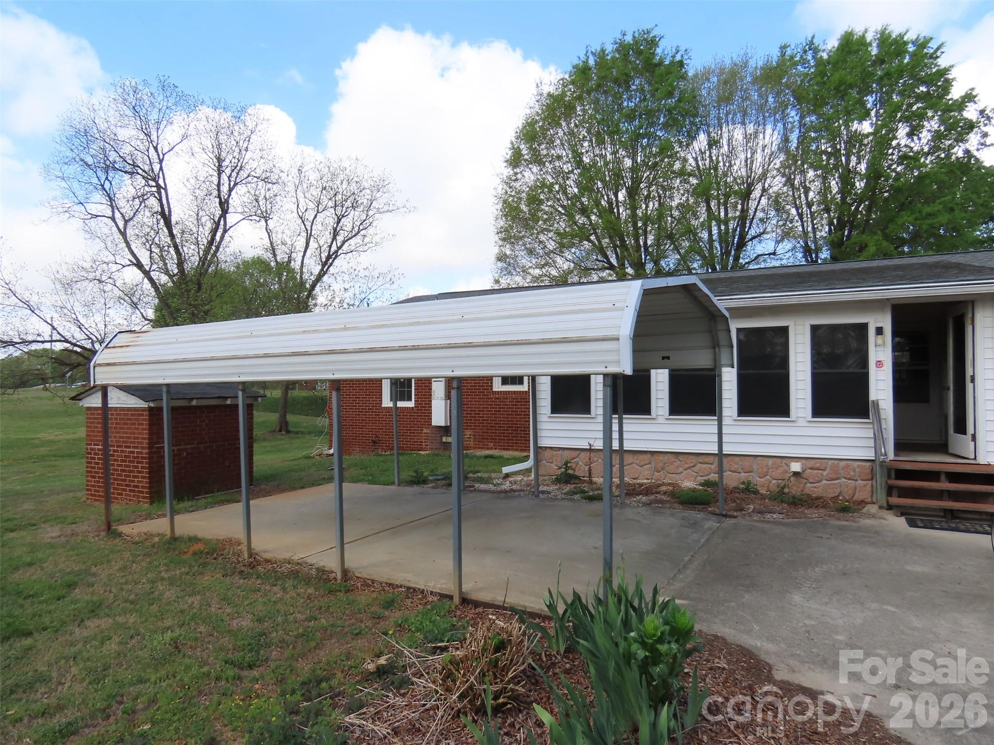 2724 Lucy Short Cut Road — Marshville