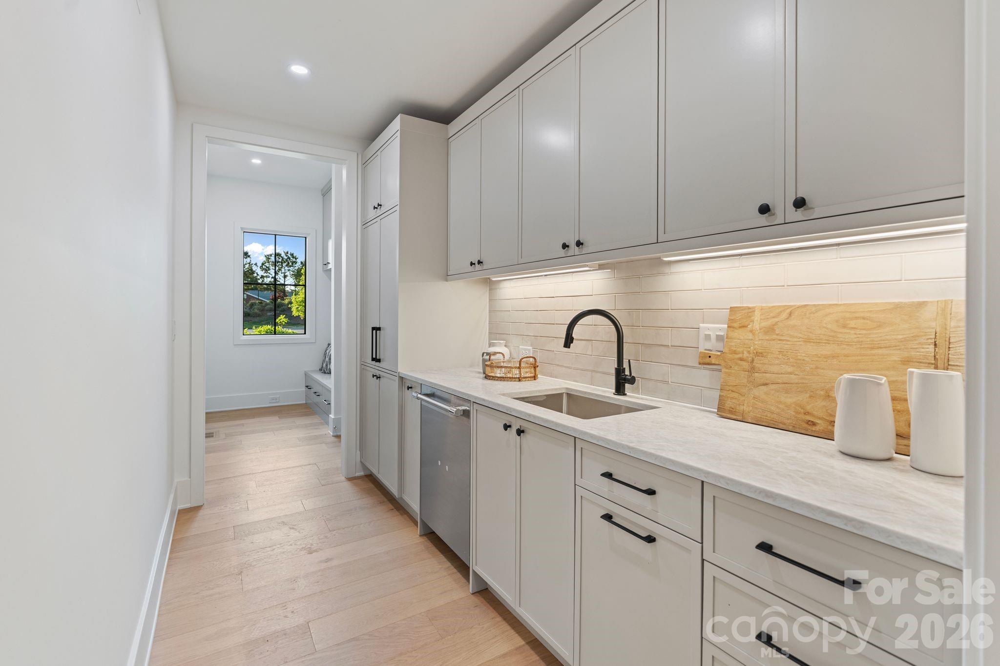 217 Crest Court — Weddington