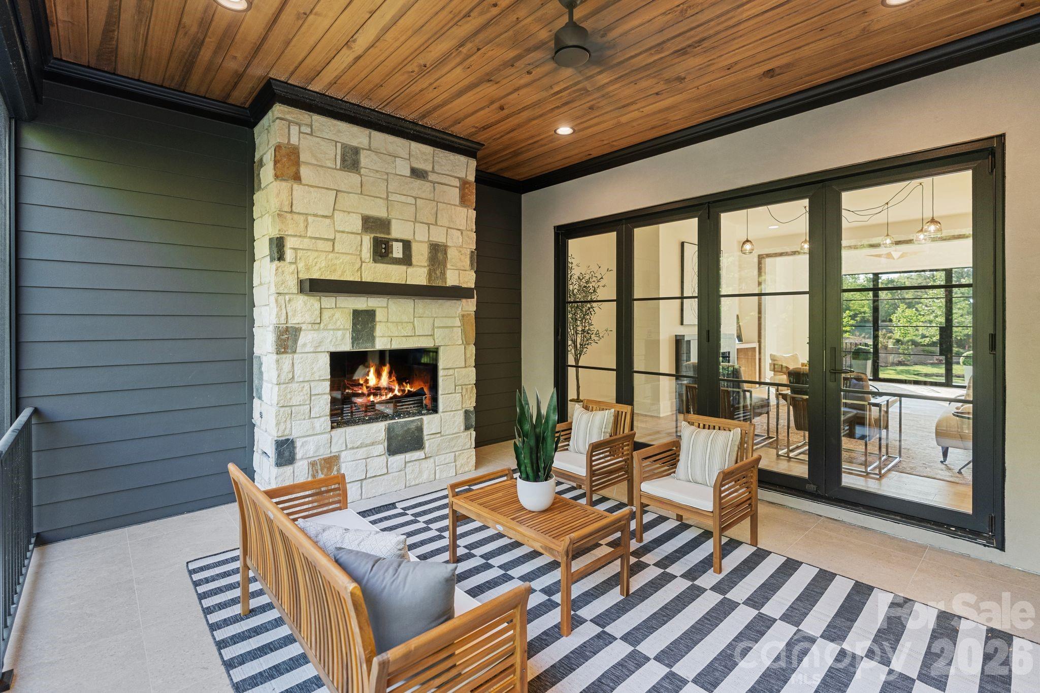 217 Crest Court — Weddington