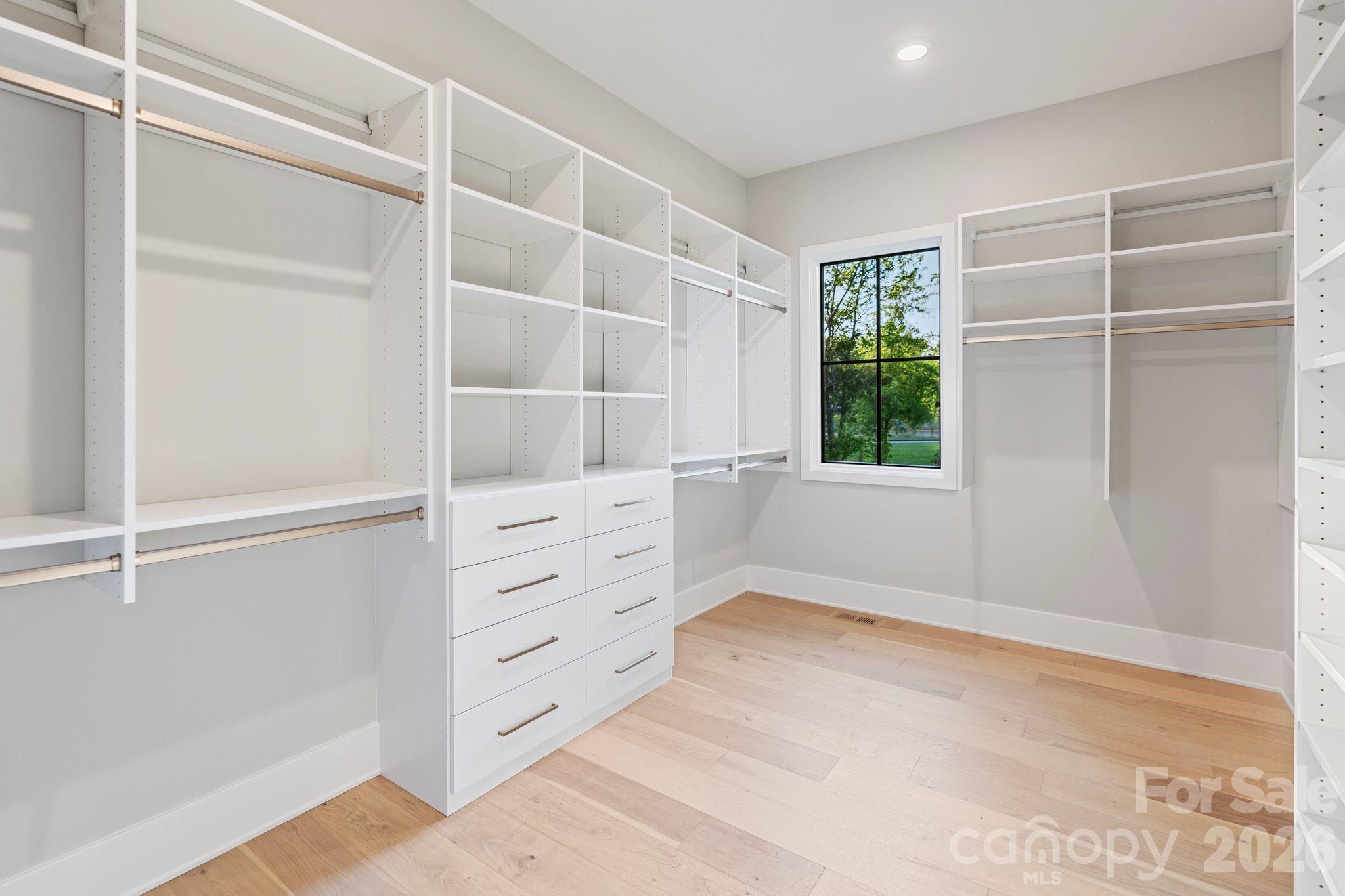 217 Crest Court — Weddington