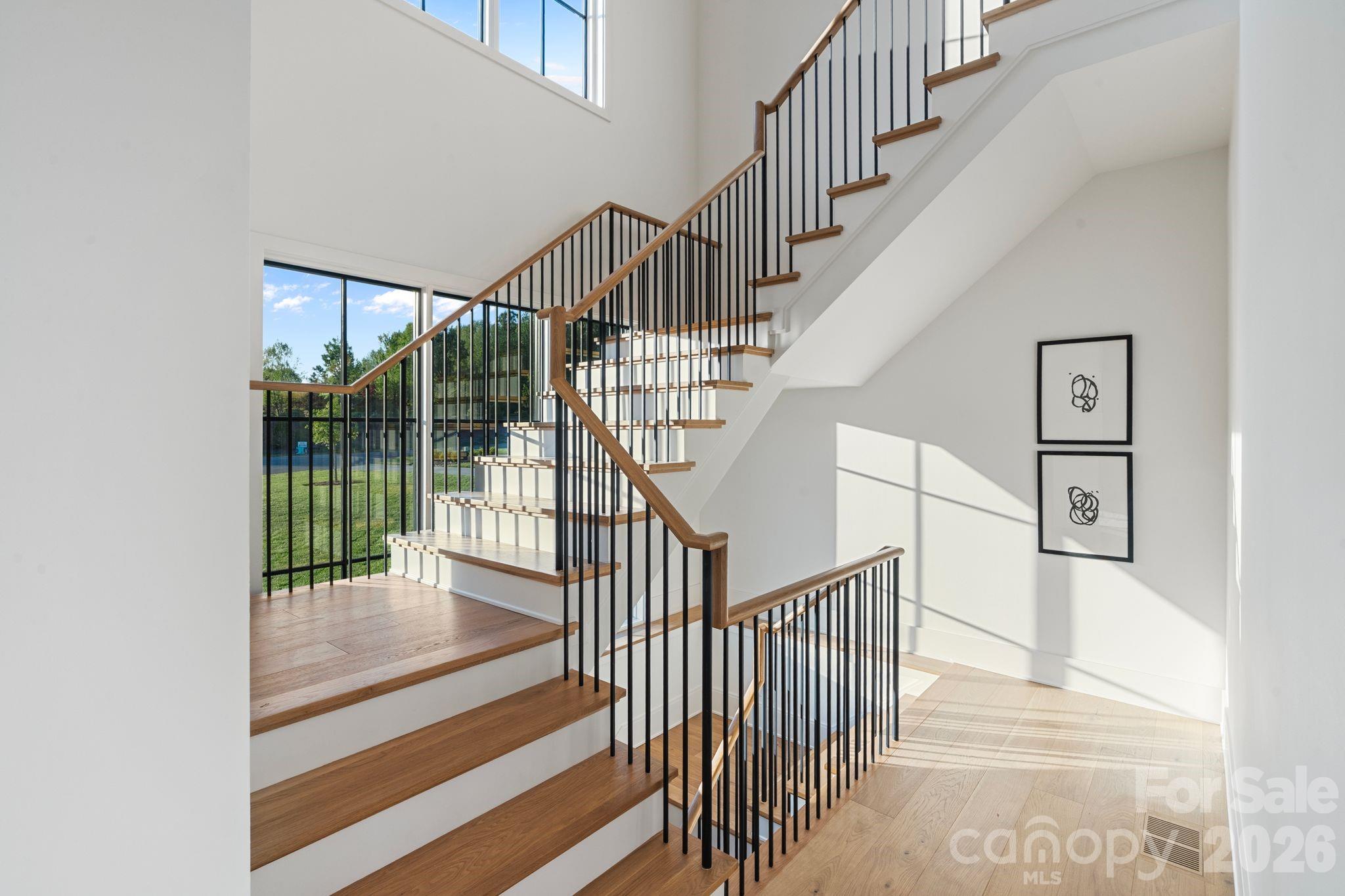 217 Crest Court — Weddington