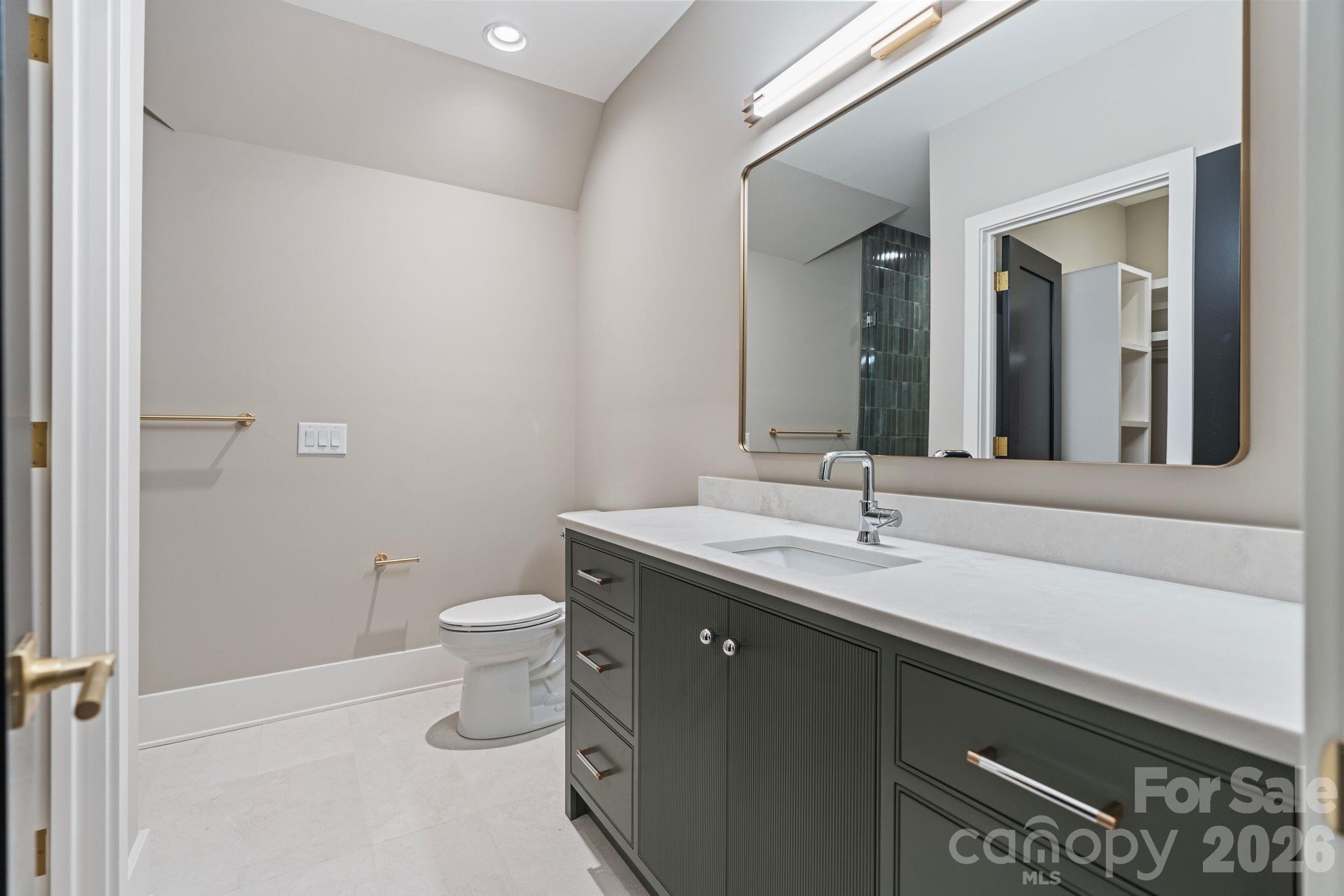 217 Crest Court — Weddington