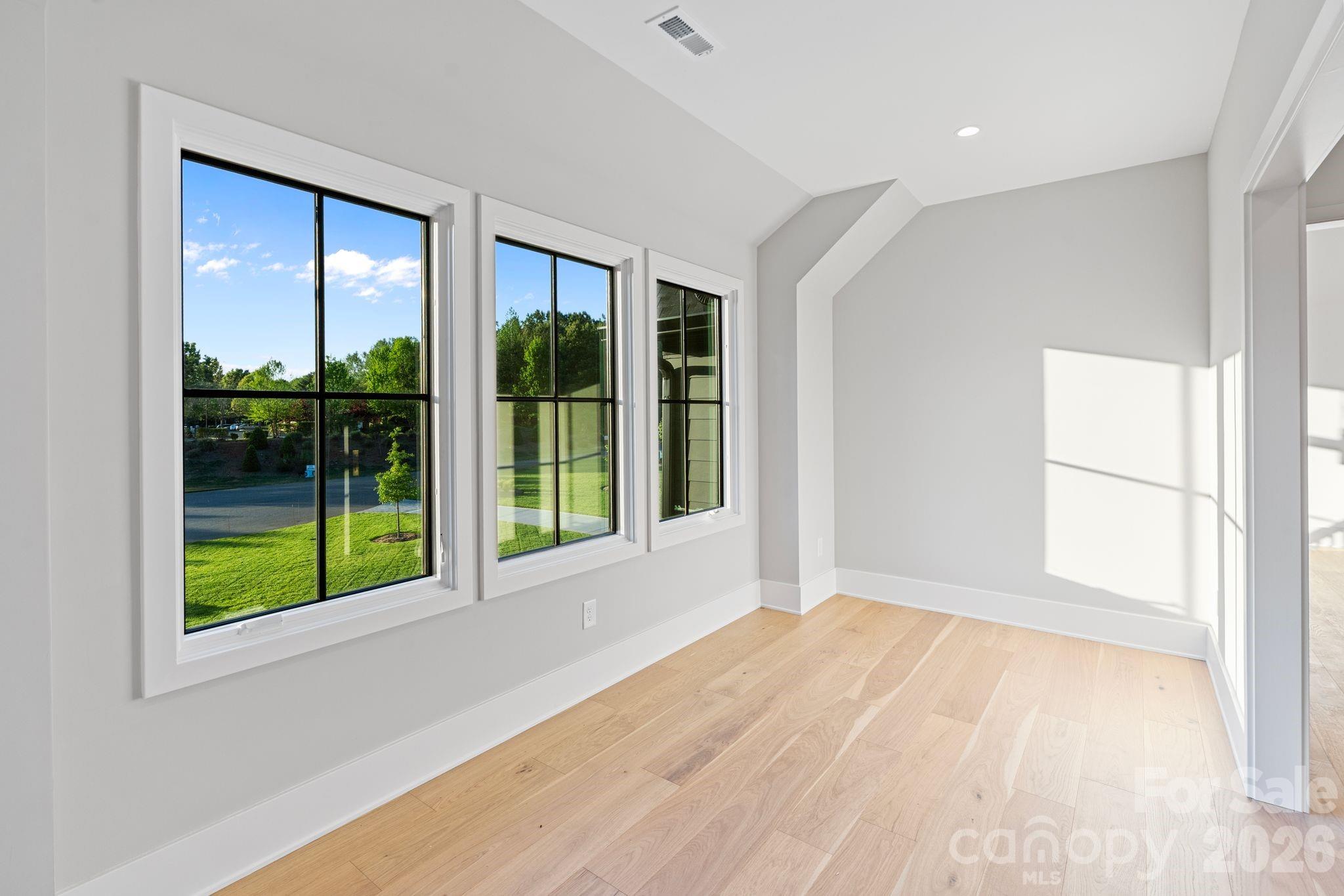217 Crest Court — Weddington