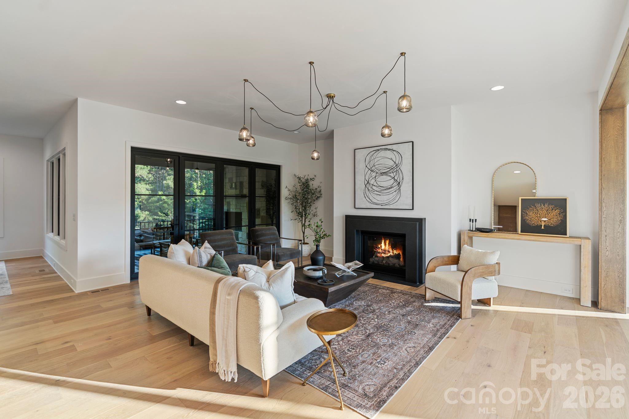 217 Crest Court — Weddington