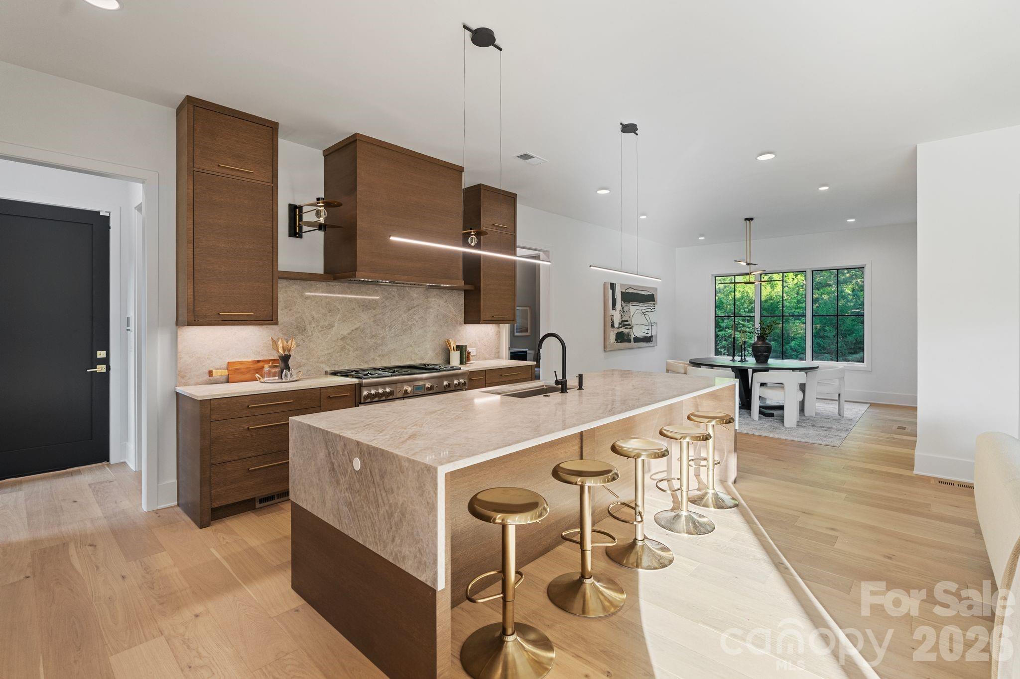 217 Crest Court — Weddington