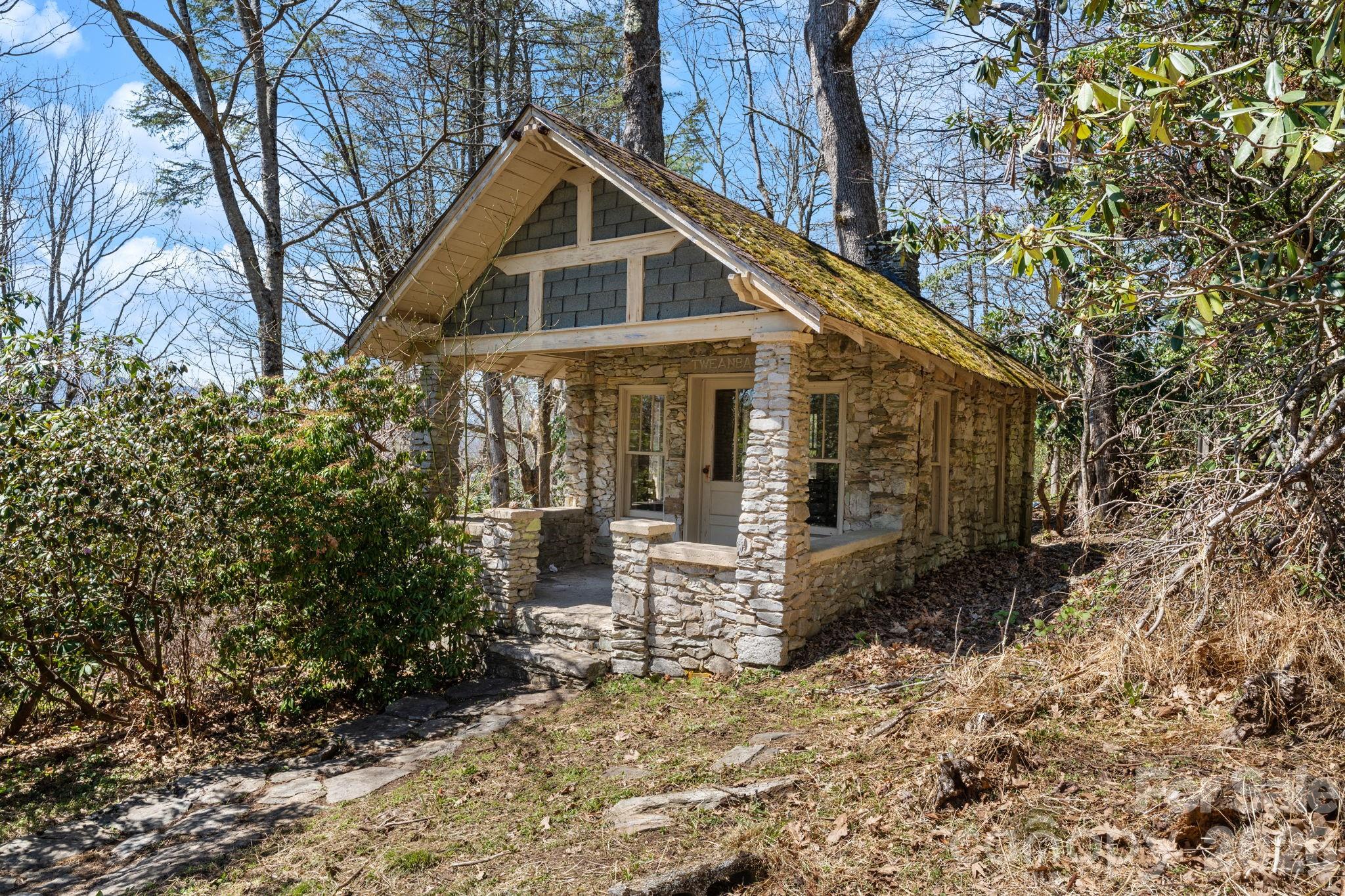 334 Chestnut Circle — Blowing Rock