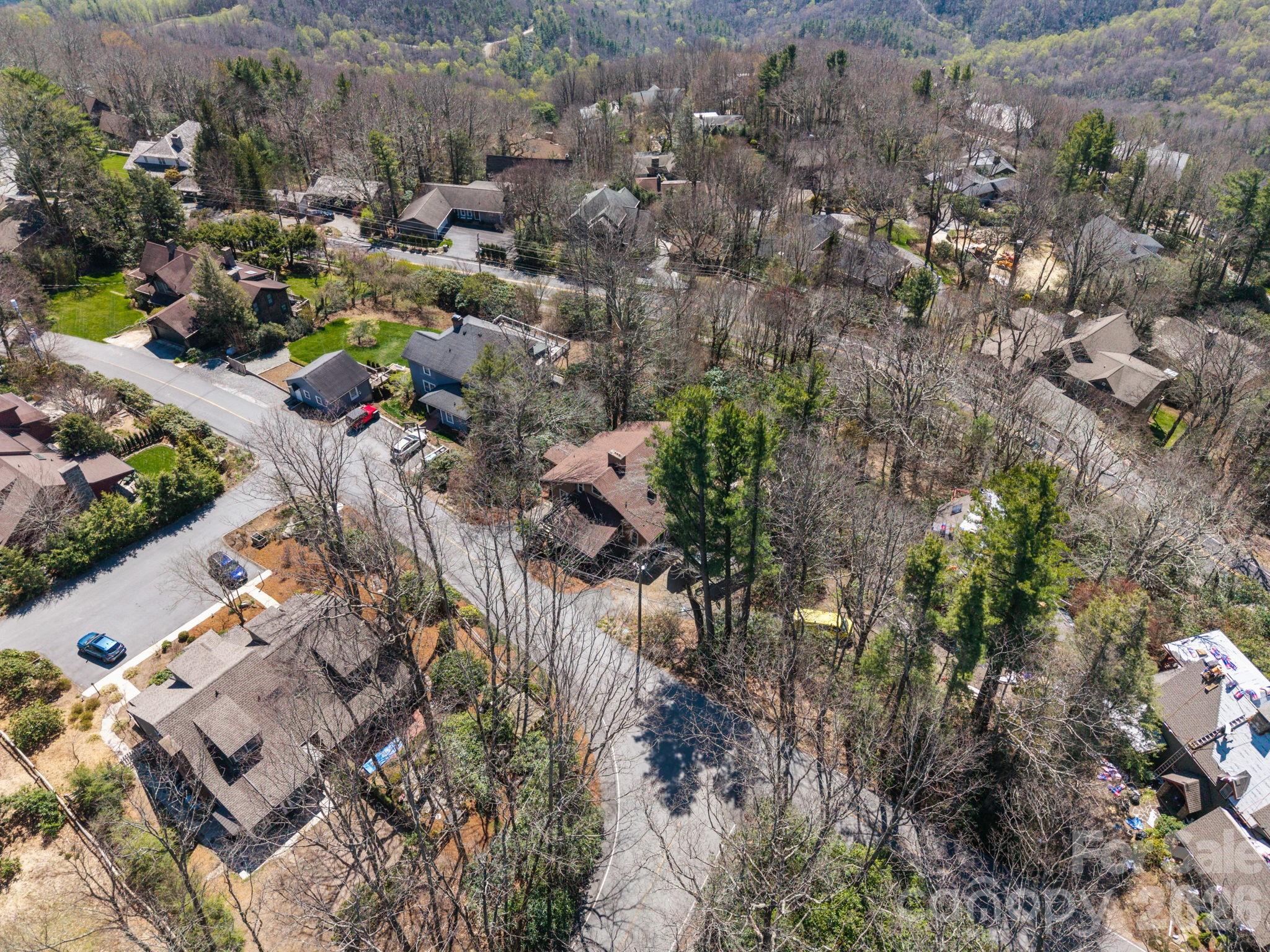 334 Chestnut Circle — Blowing Rock