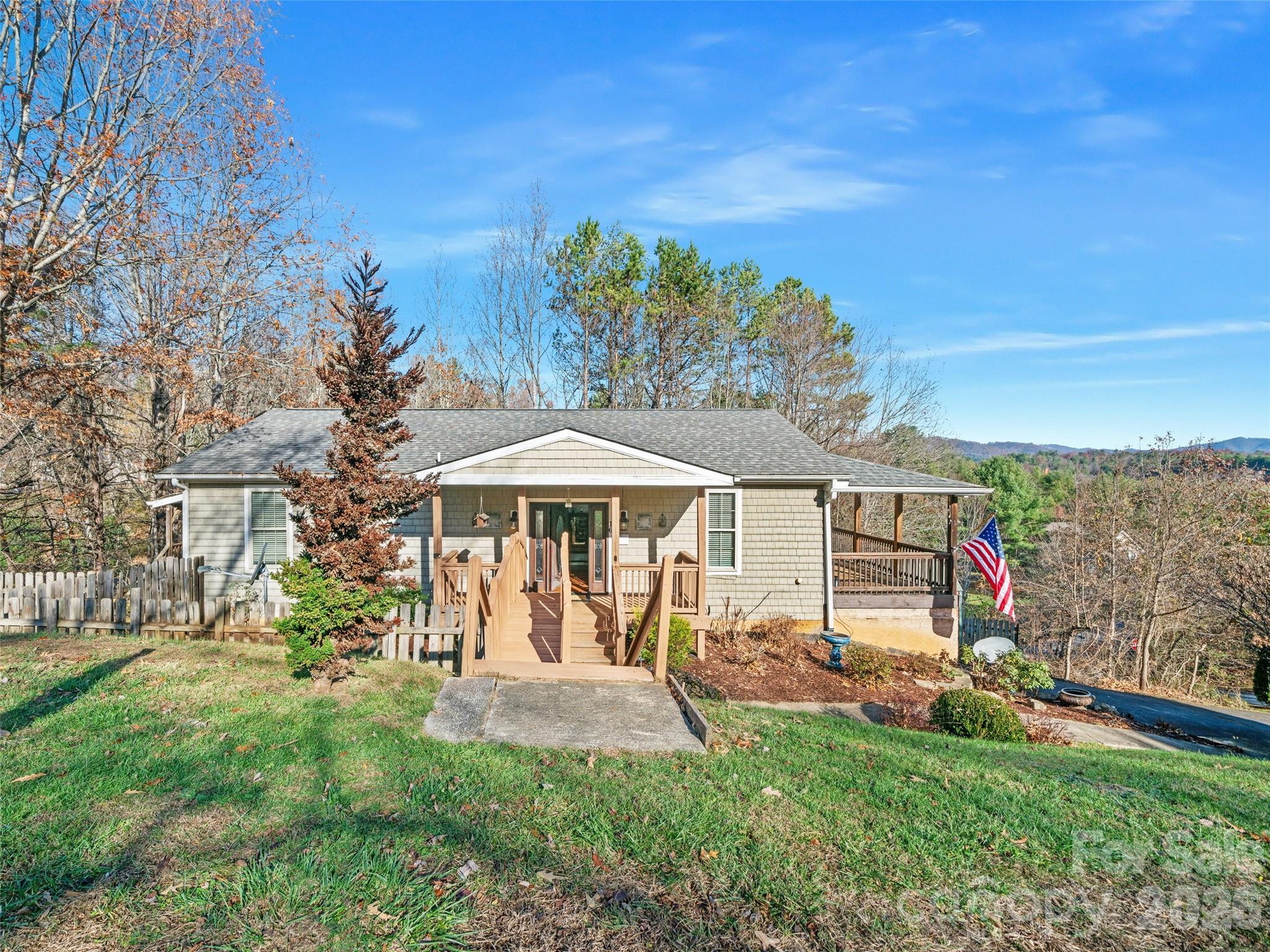 16 Sunny Lane — Mars Hill