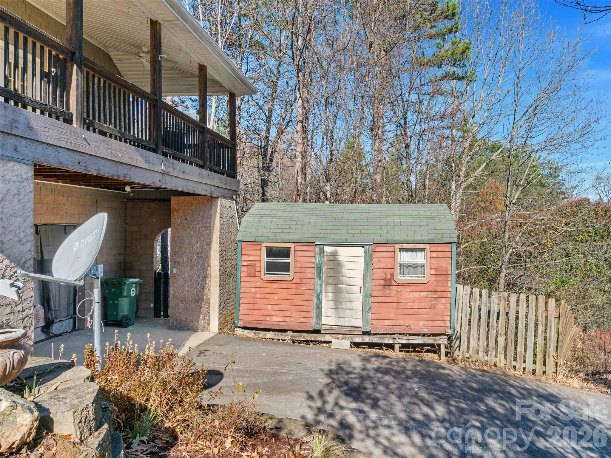 16 Sunny Lane — Mars Hill
