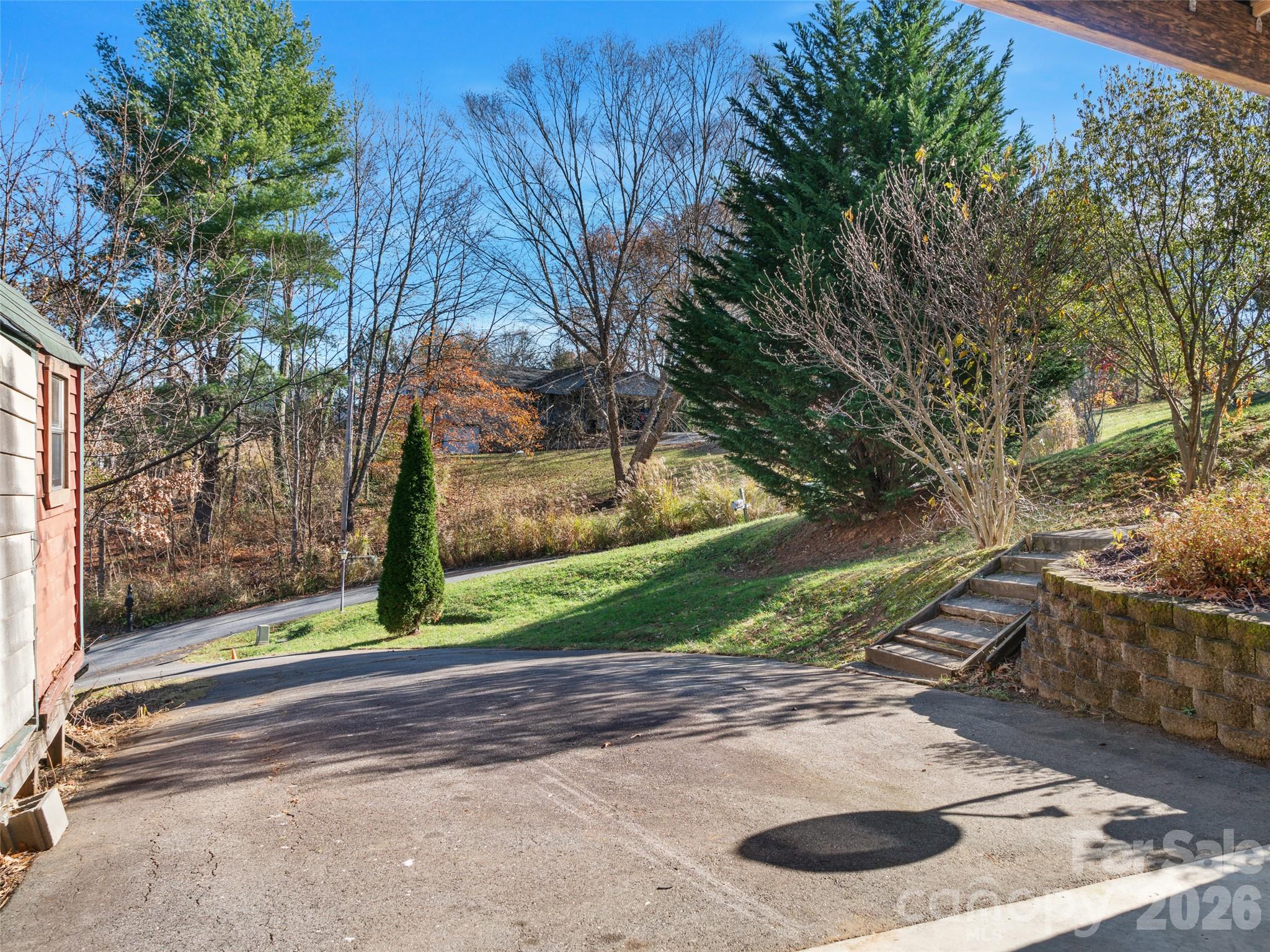 16 Sunny Lane — Mars Hill