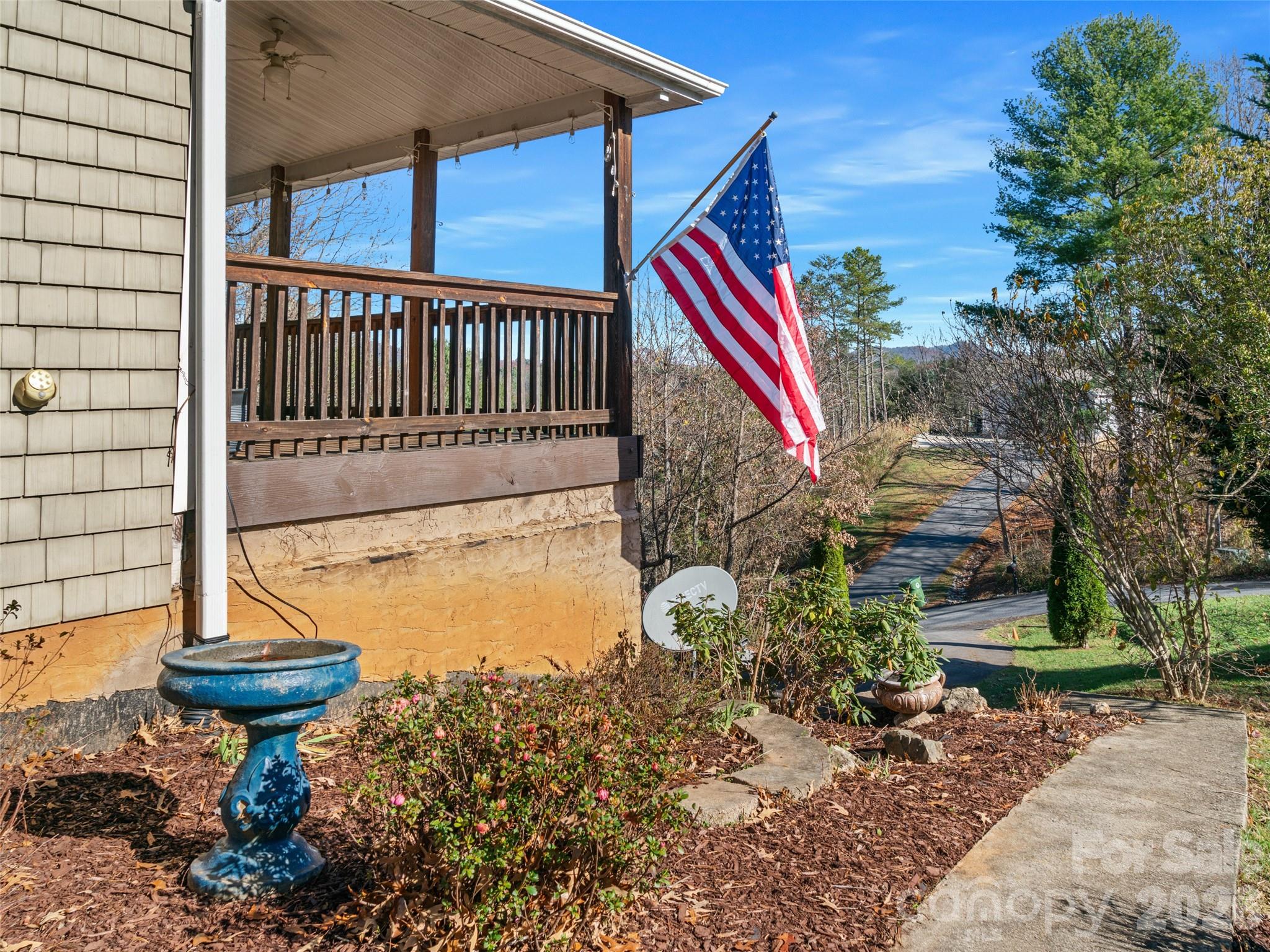 16 Sunny Lane — Mars Hill