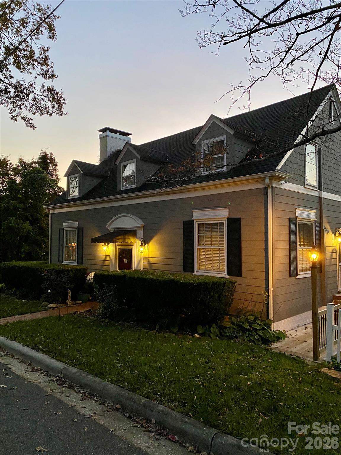 9 Crescent Drive — Marion