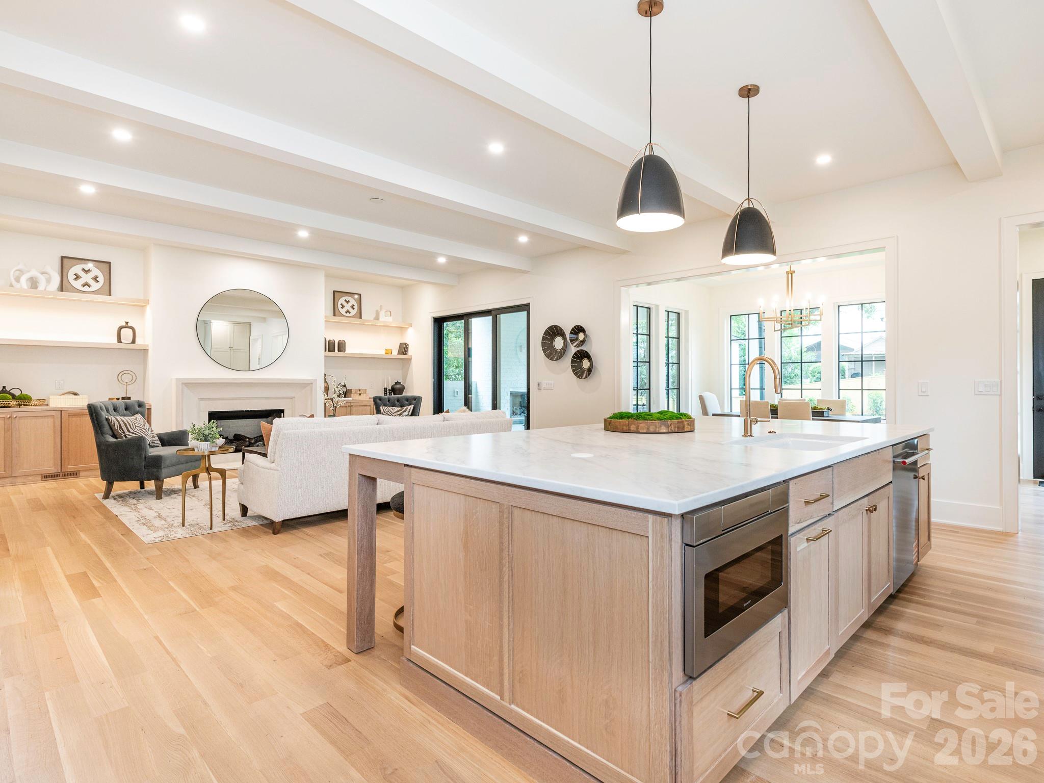 2510 Chesterfield Avenue — Charlotte