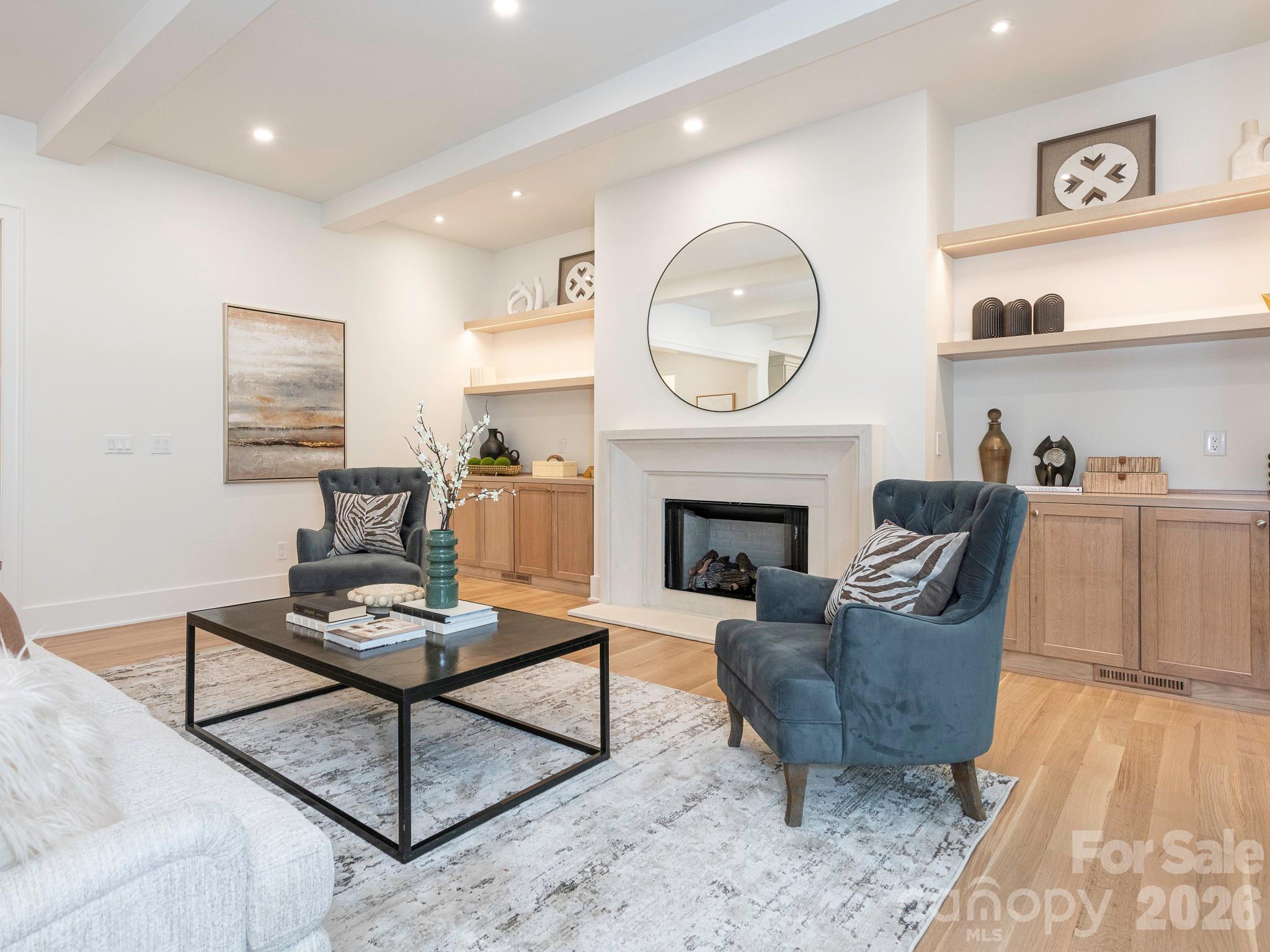2510 Chesterfield Avenue — Charlotte