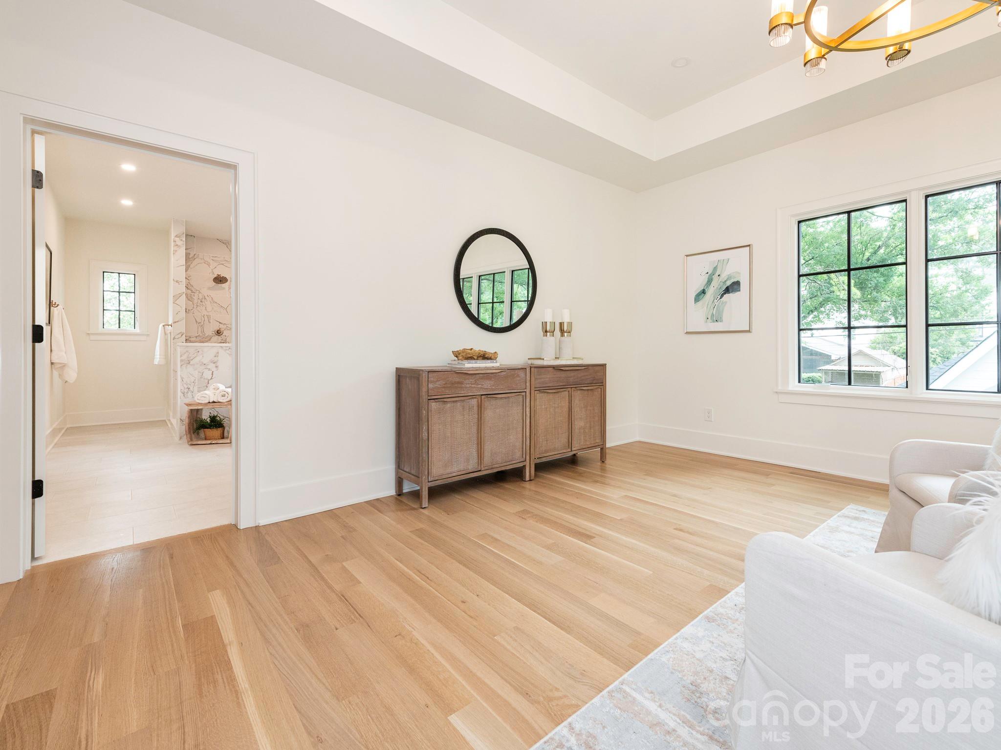 2510 Chesterfield Avenue — Charlotte