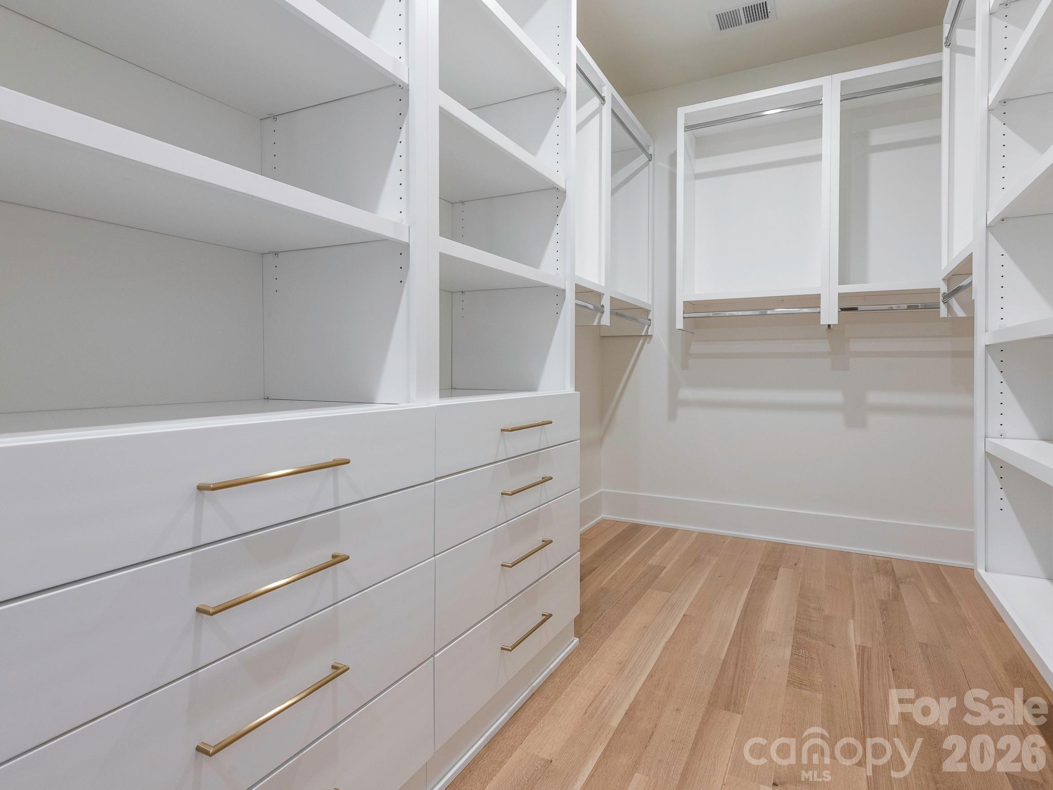 2510 Chesterfield Avenue — Charlotte