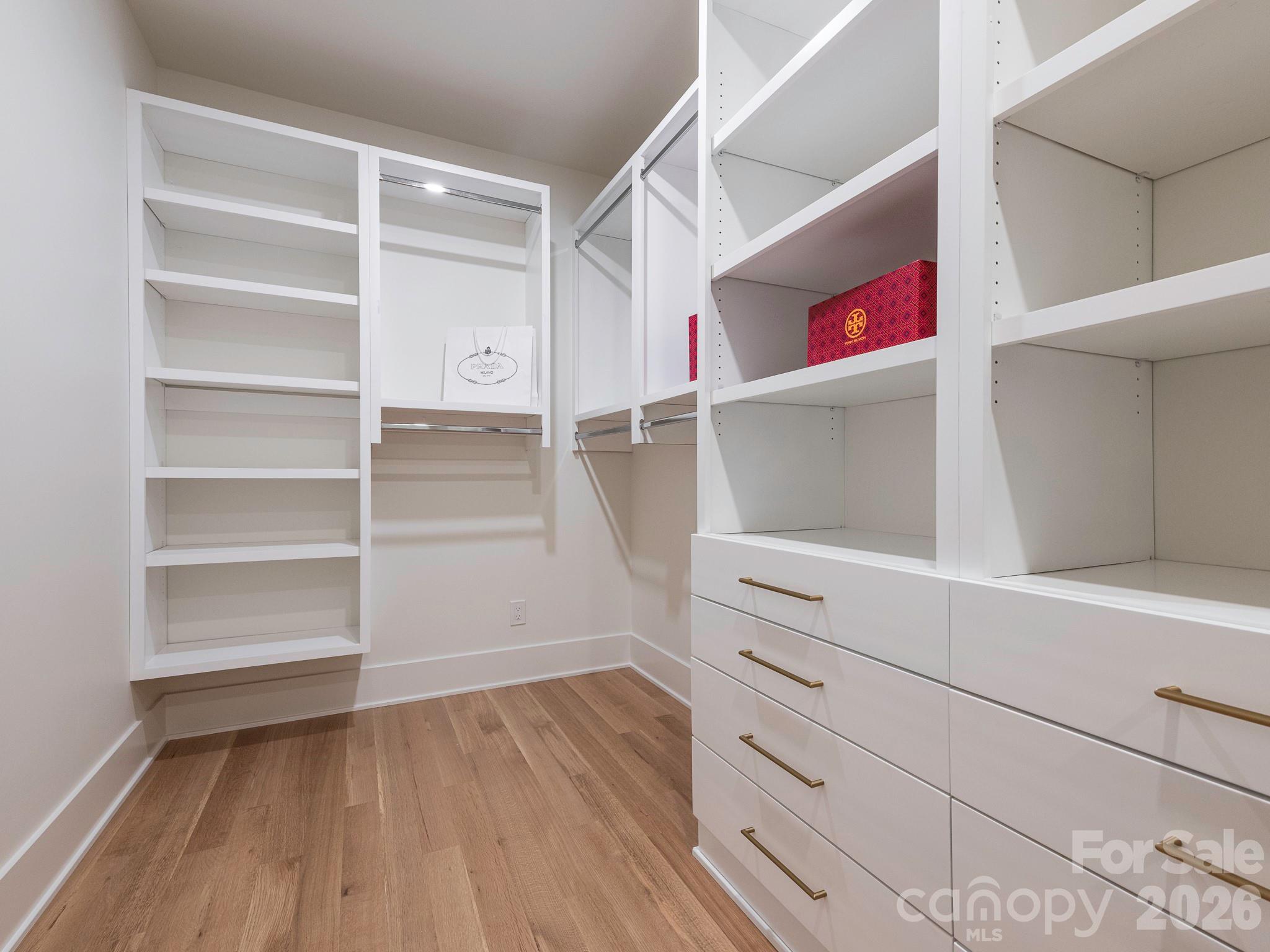 2510 Chesterfield Avenue — Charlotte