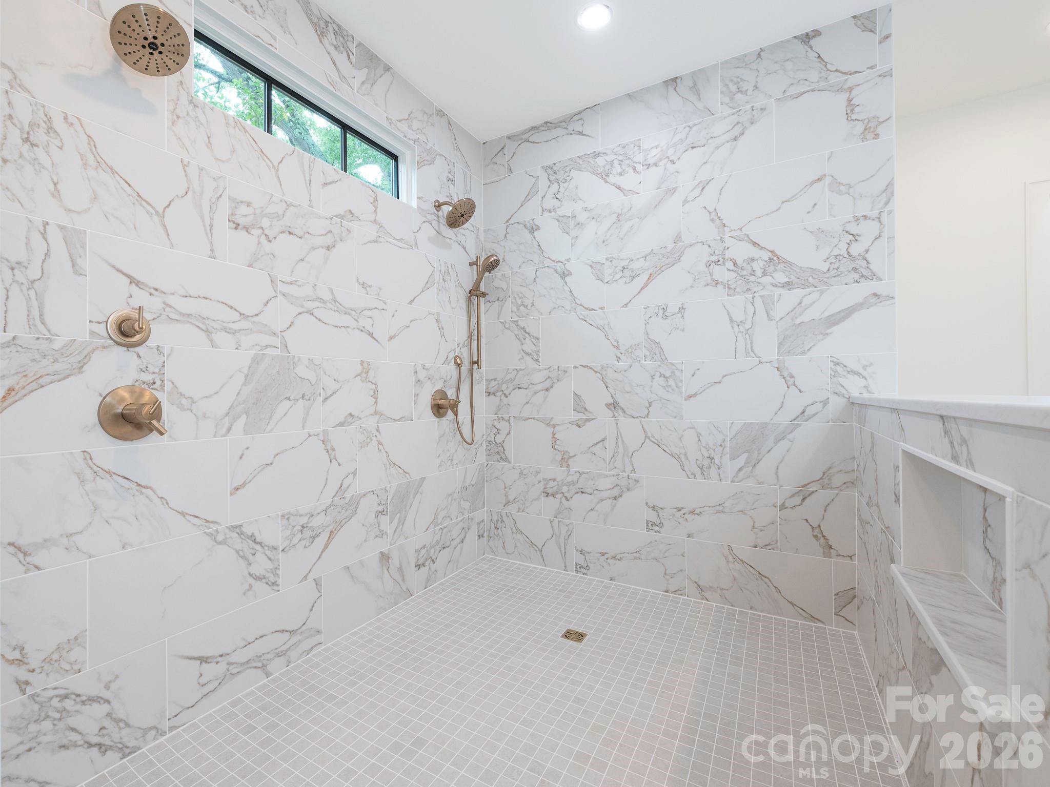 2510 Chesterfield Avenue — Charlotte